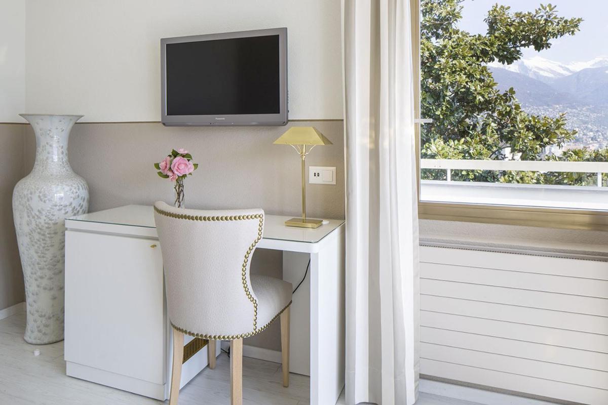 Deluxe Double Room Terrace Lake View