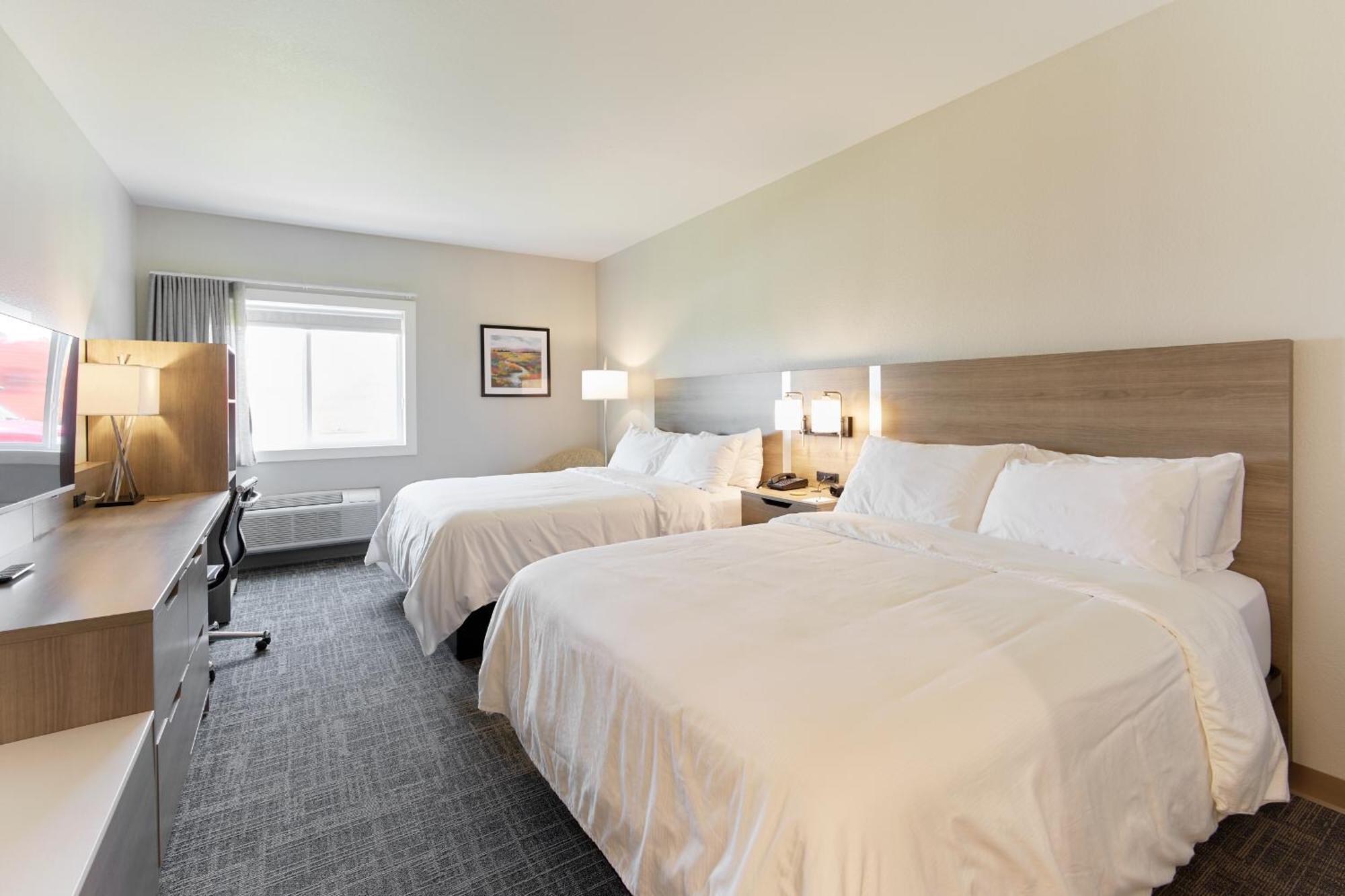 Standard Queen Room with Two Queen Beds