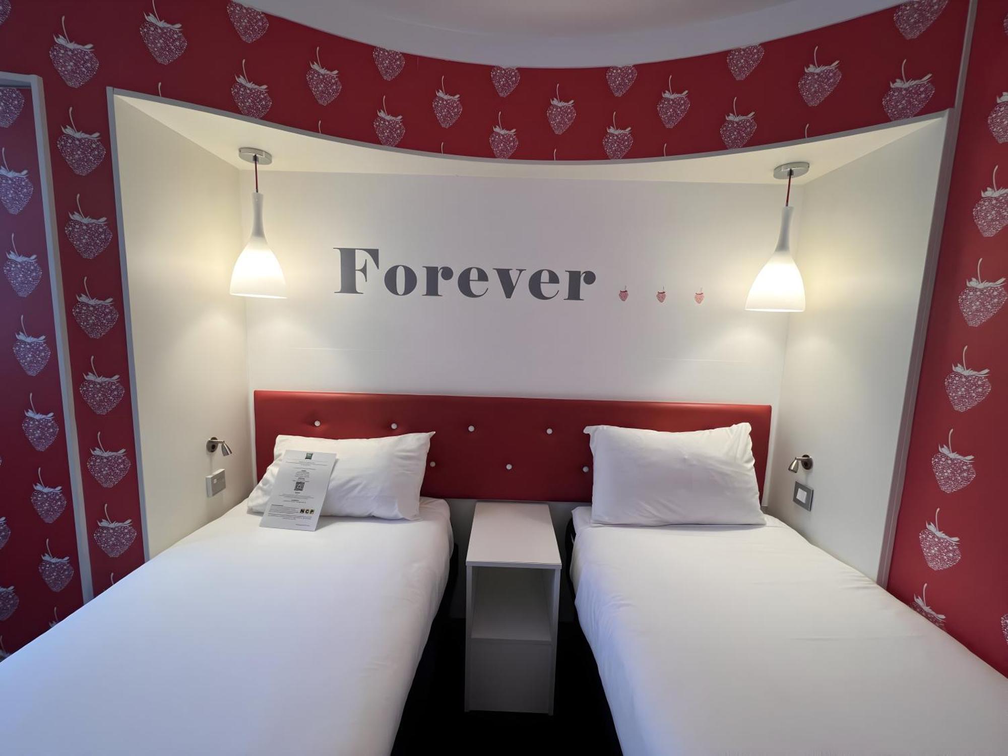Chambre Lits Jumeaux Standard - Accessible aux Personnes à Mobilité Réduite