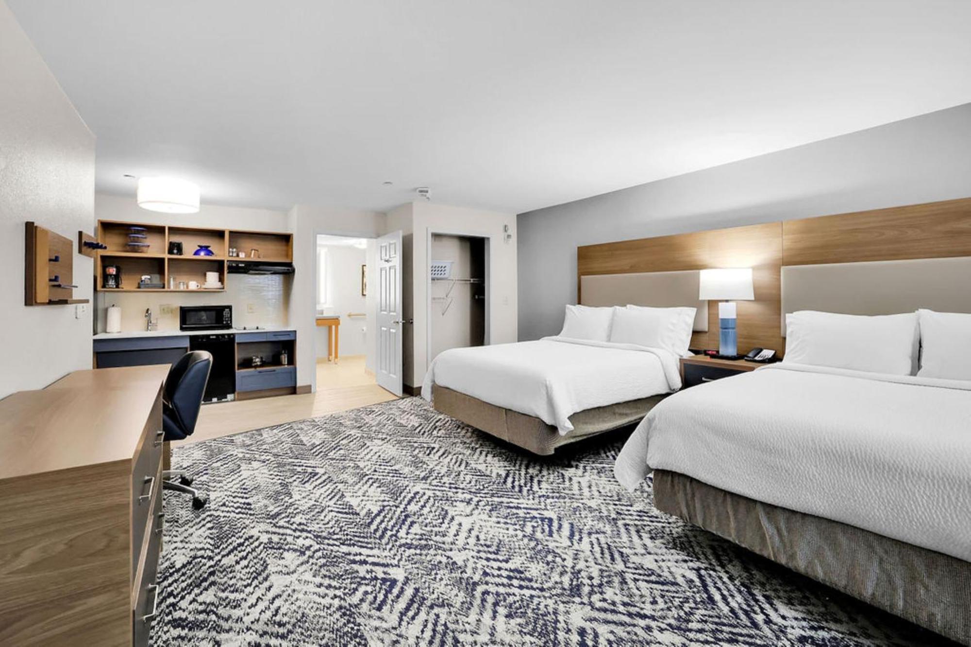 Queen Room - Mobility/Hearing Access - Non-Smoking