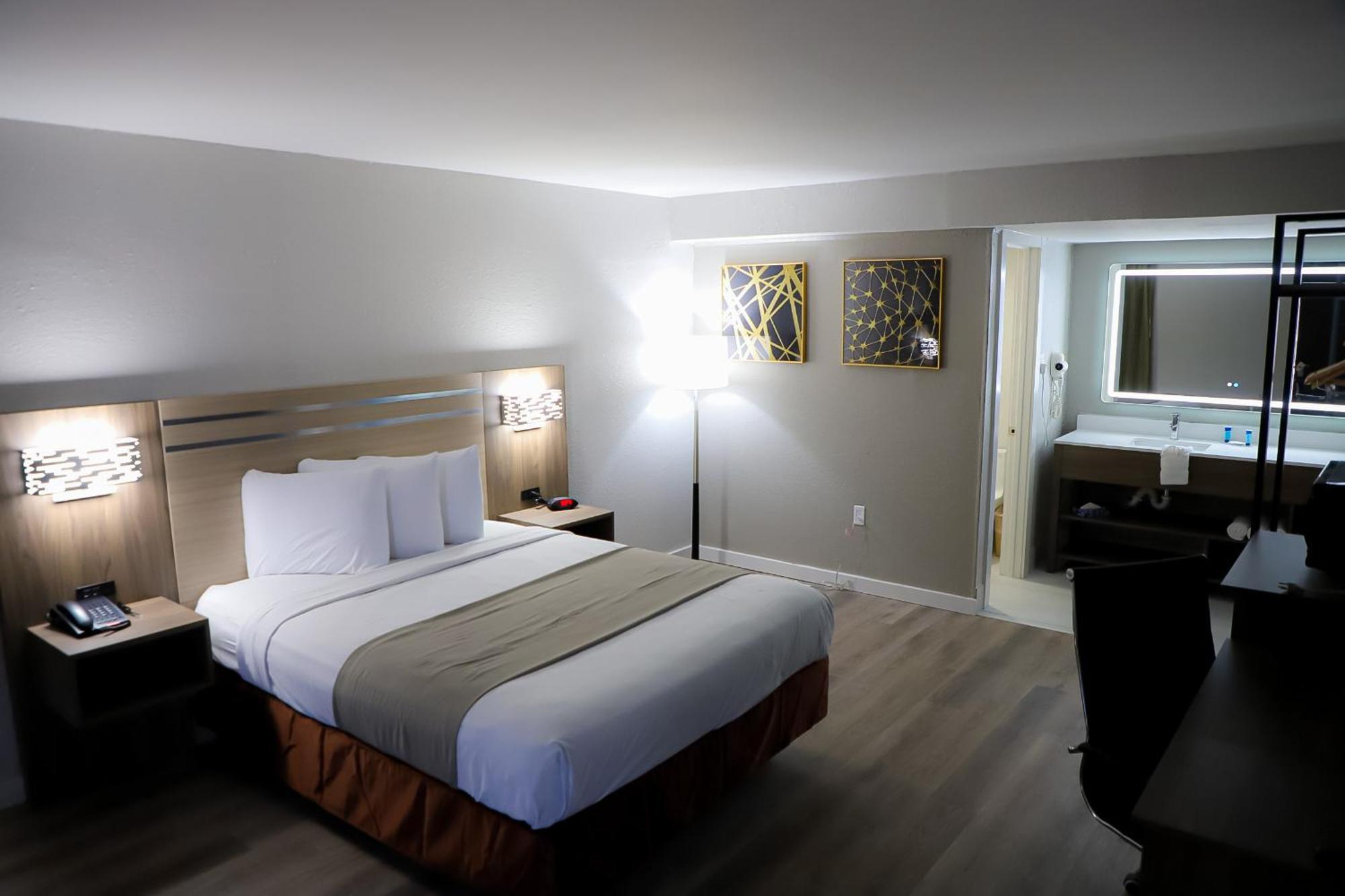 Superior Queen Room
