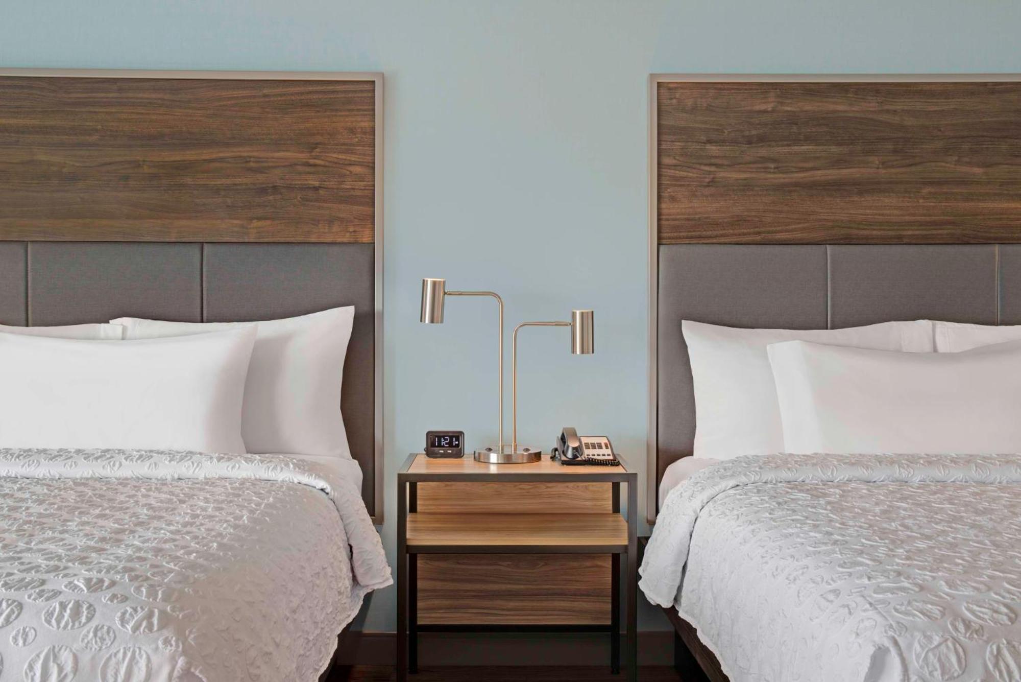Queen Room Two Queen Beds Walk Shower