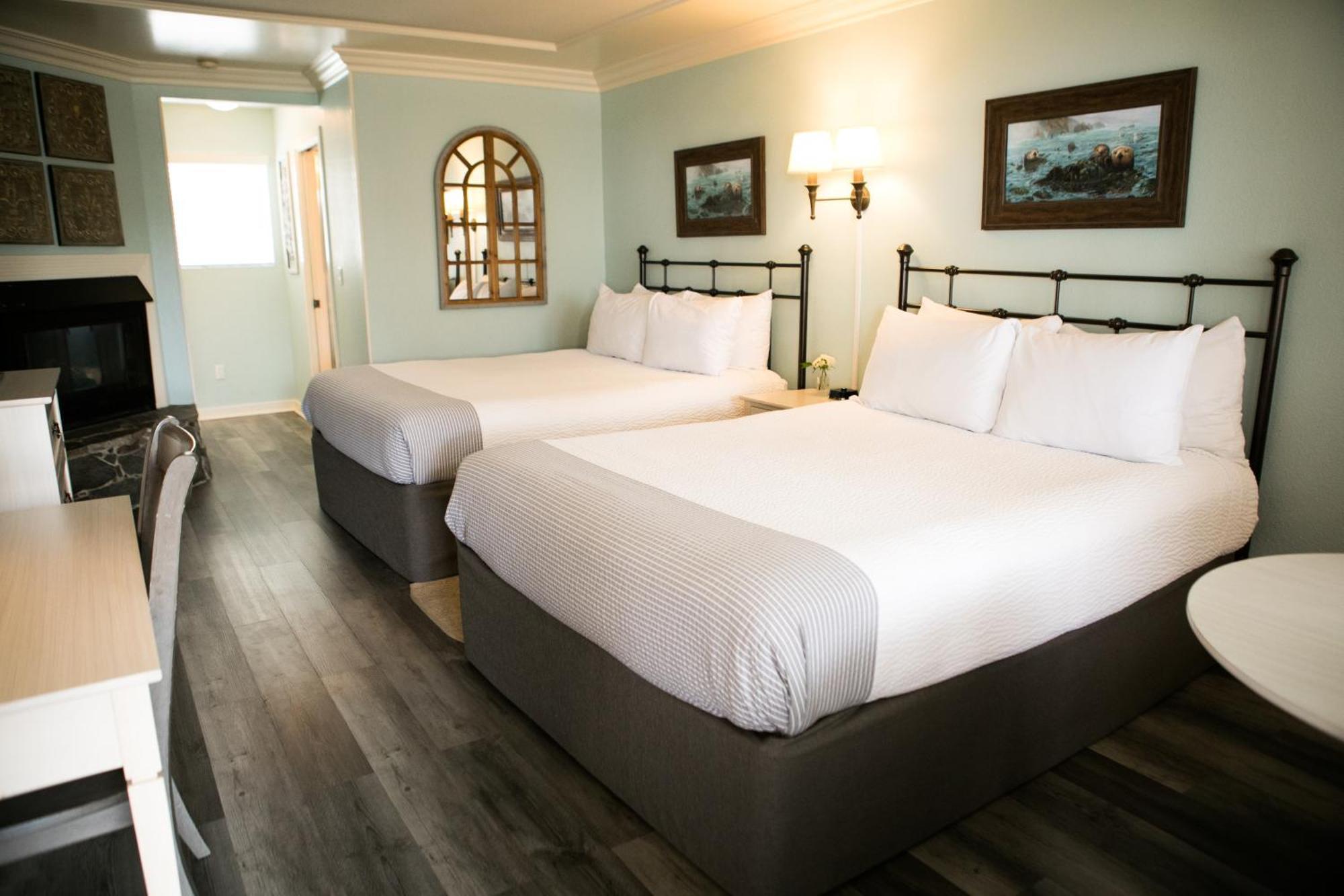 Queen Room Two Queen Beds