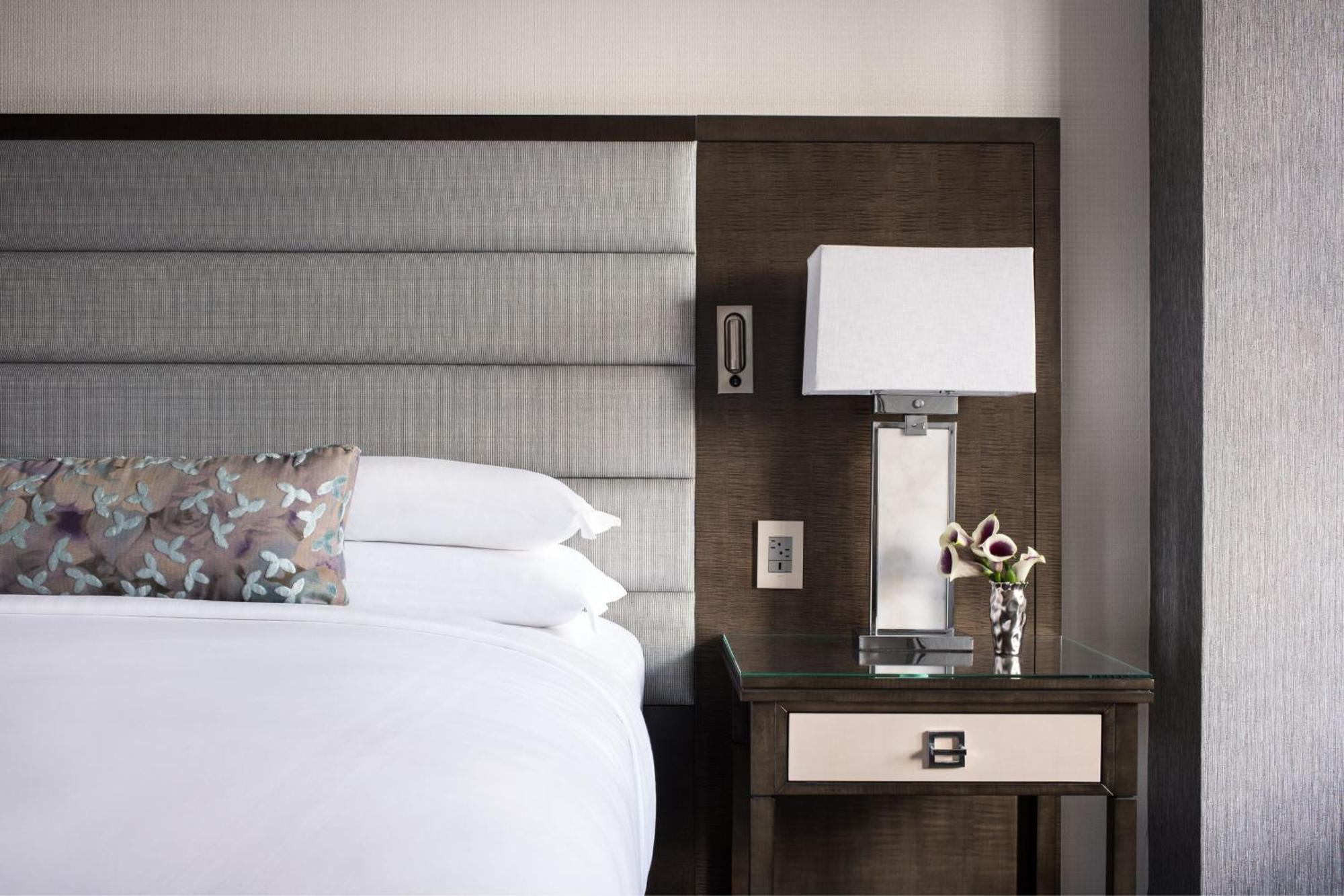 Guest Room 1 King