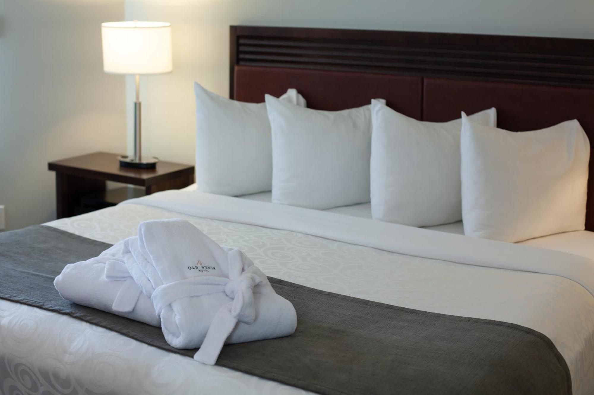 One-Bedroom Suite