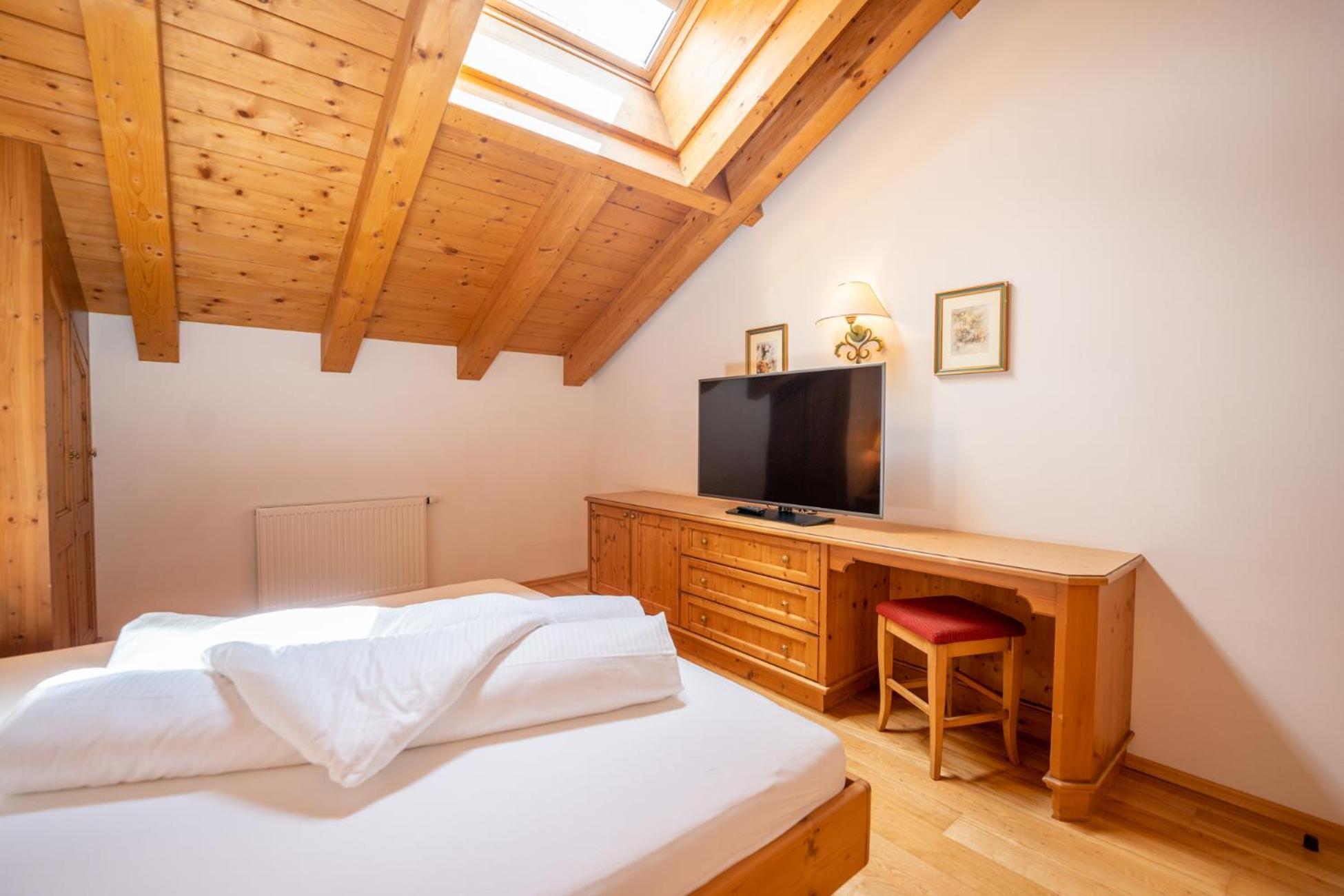 Two-Bedroom Apartment Annex