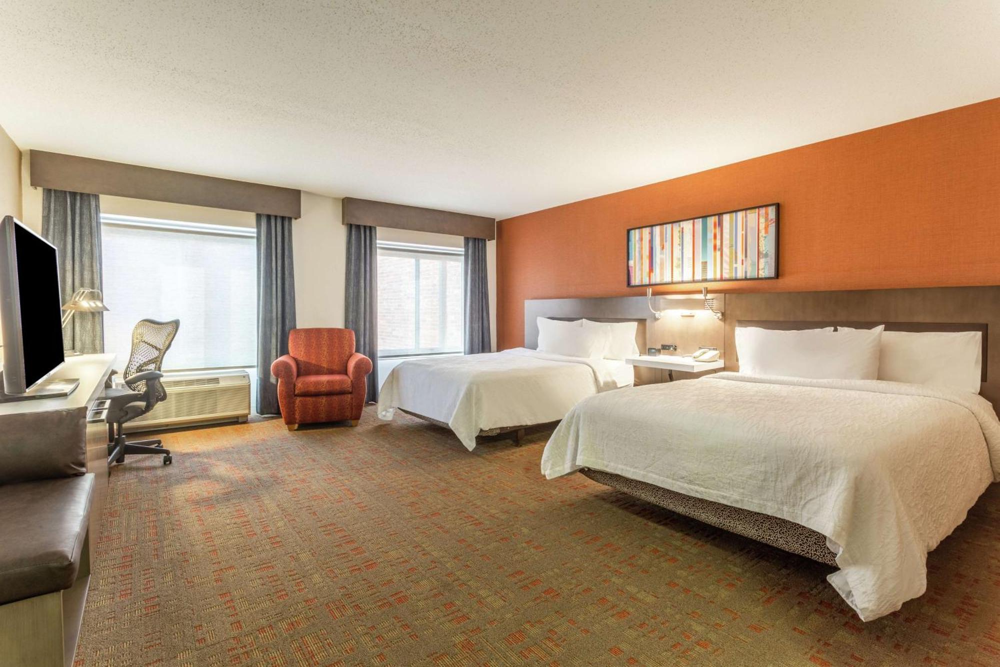 Queen Room with Two Queen Beds - Mobility Access