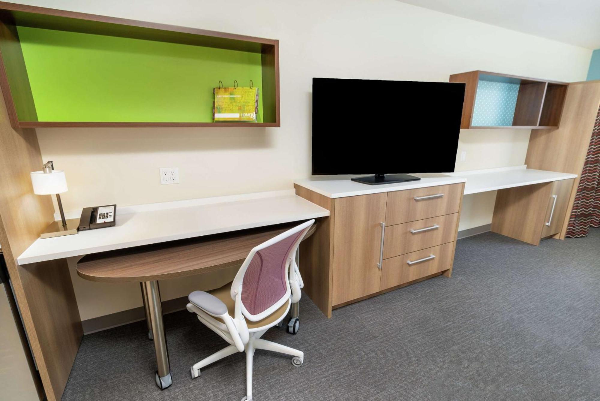 King Studio Suite - Hearing Access/Non-Smoking