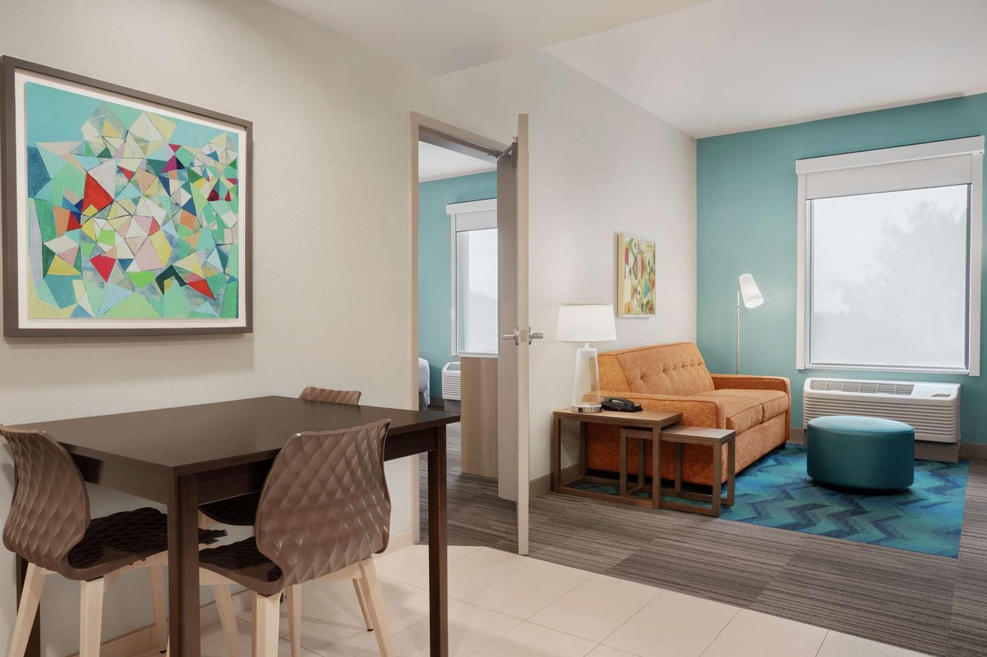 King Suite Mobility Access or Non-Smoking