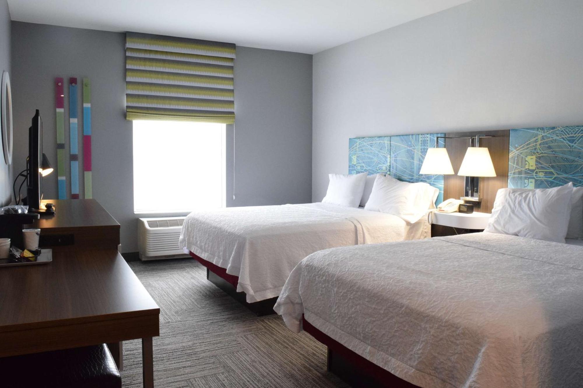 Queen Room with Two Queen Beds - Hearing Access/Non-Smoking