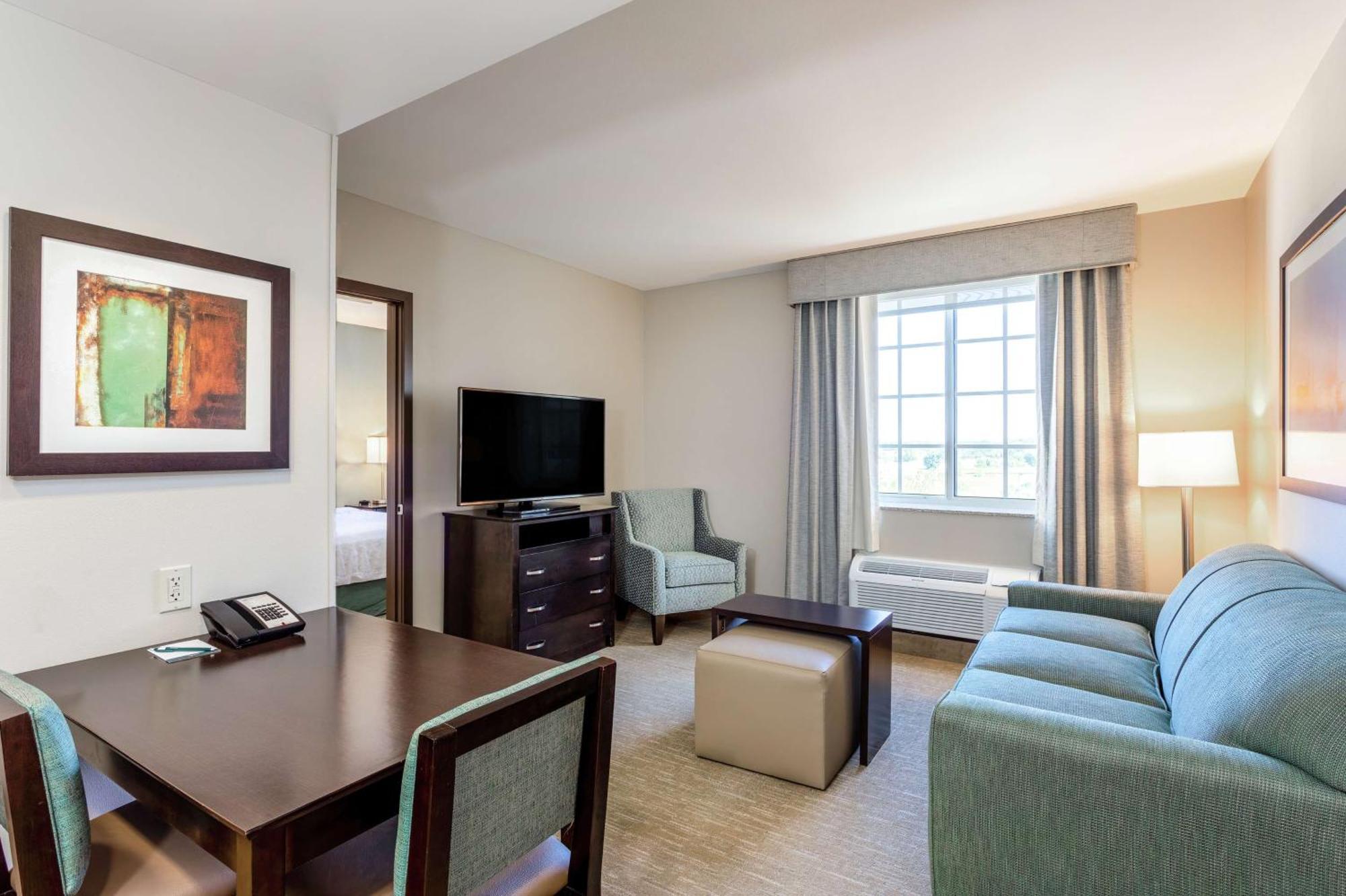One-Bedroom King Suite Non-Smoking