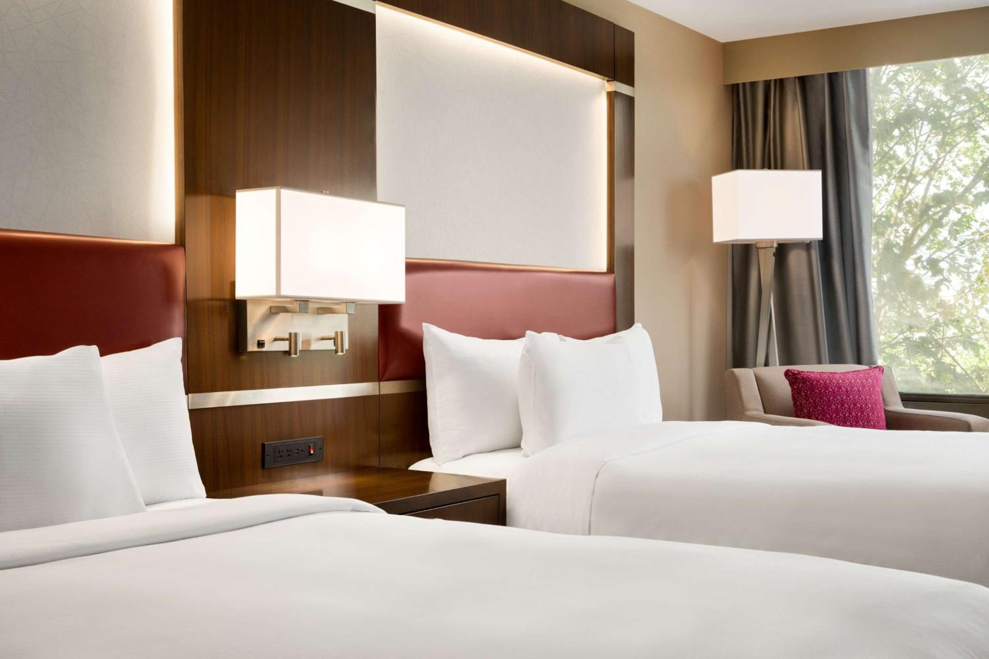 Deluxe Queen Room Two Queen Beds