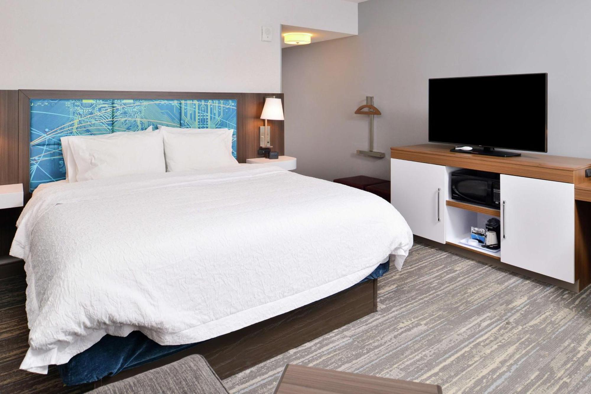 King Room,1551474613:JPEG