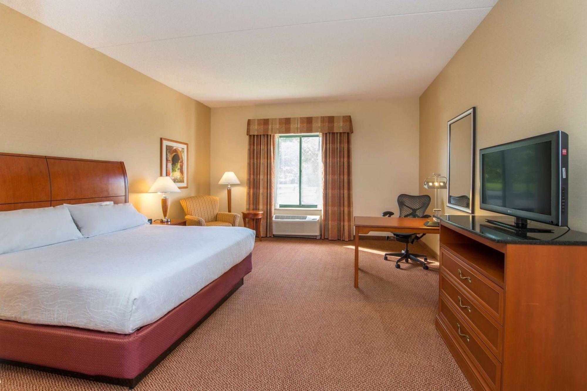King Room - Non-Smoking