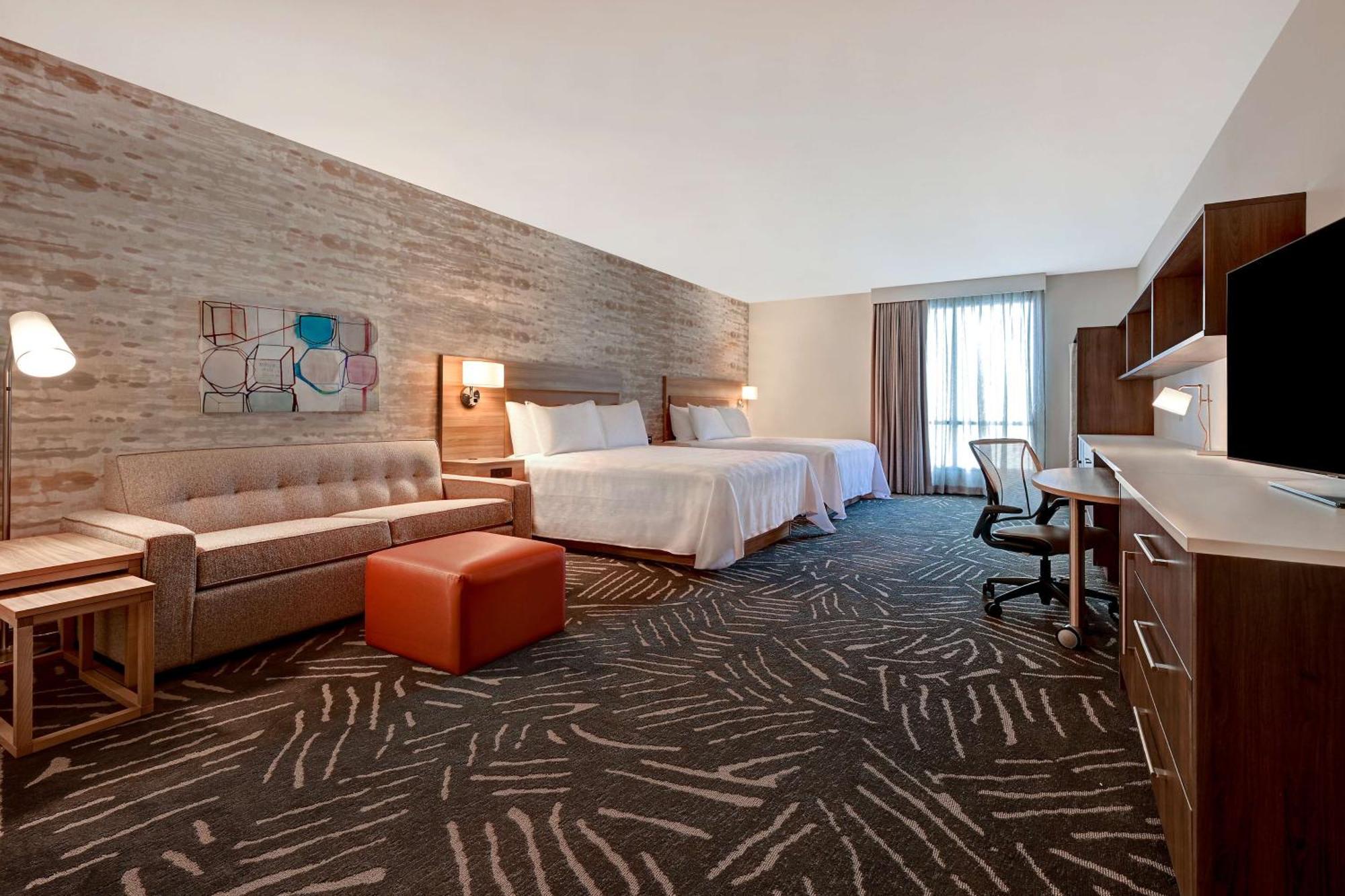 Studio Suite Two Queen Beds Hearing Access or Non-Smoking