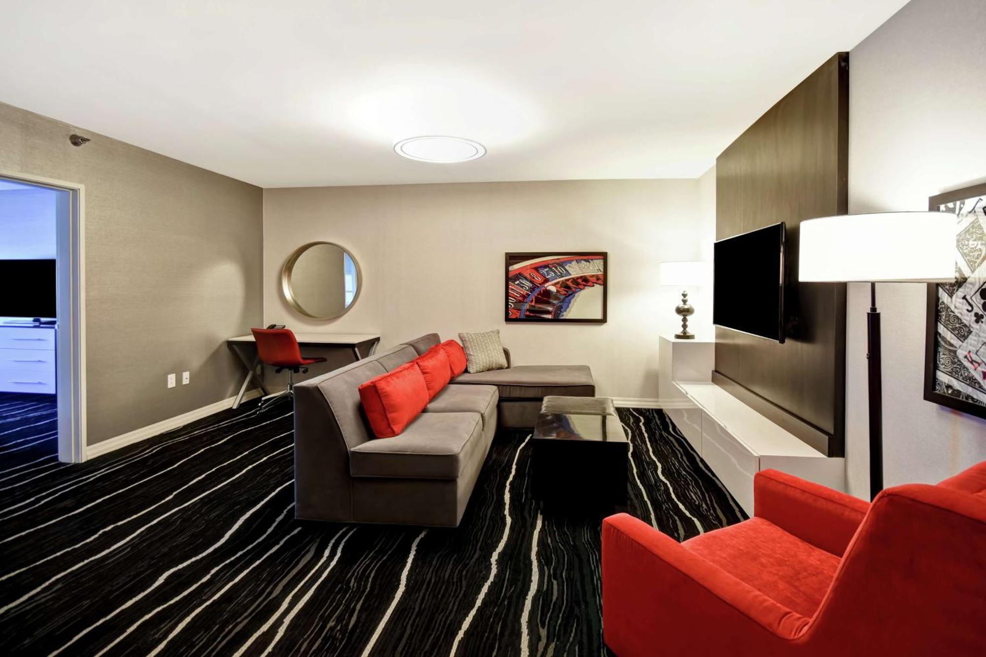 Two-Room King Suite