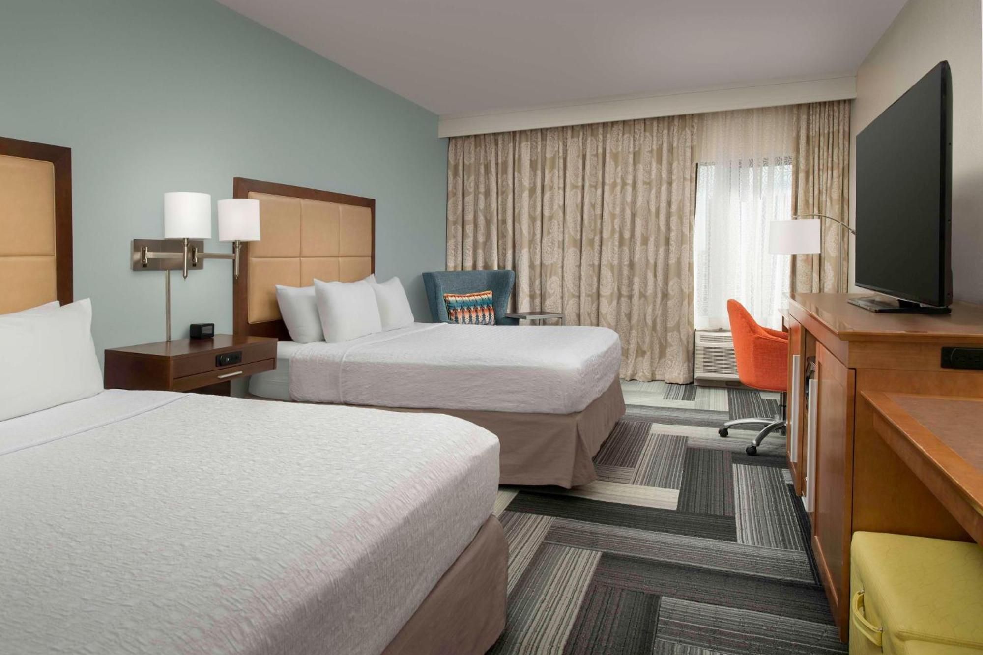 Queen Room Two Queen Beds Non-Smoking