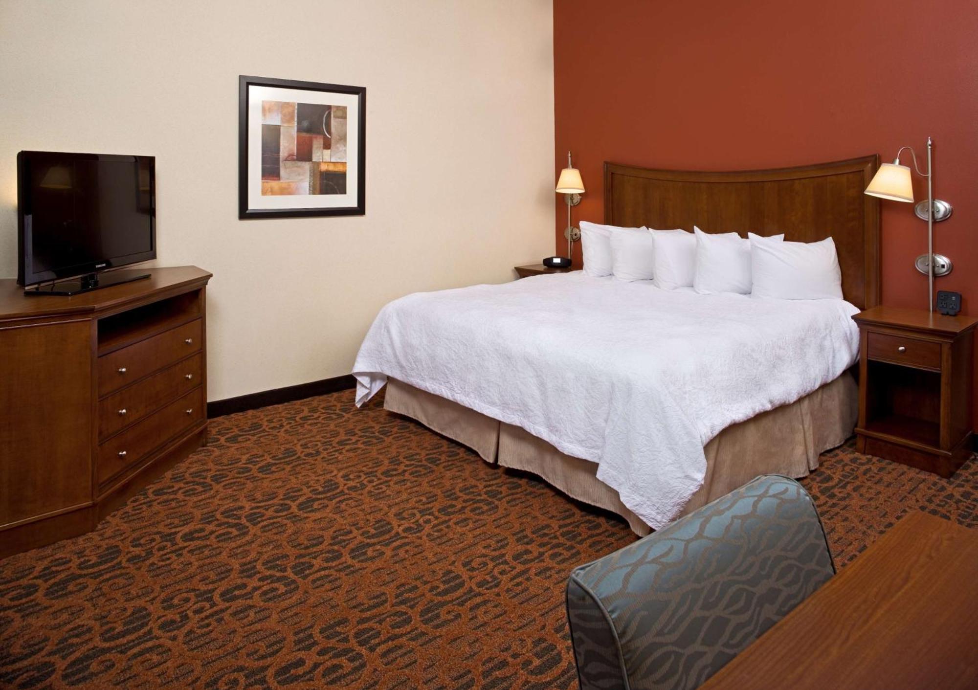 King Room Accessible Tub Mobility Hearing Access or Non-Smoking,1280792413:JPEG