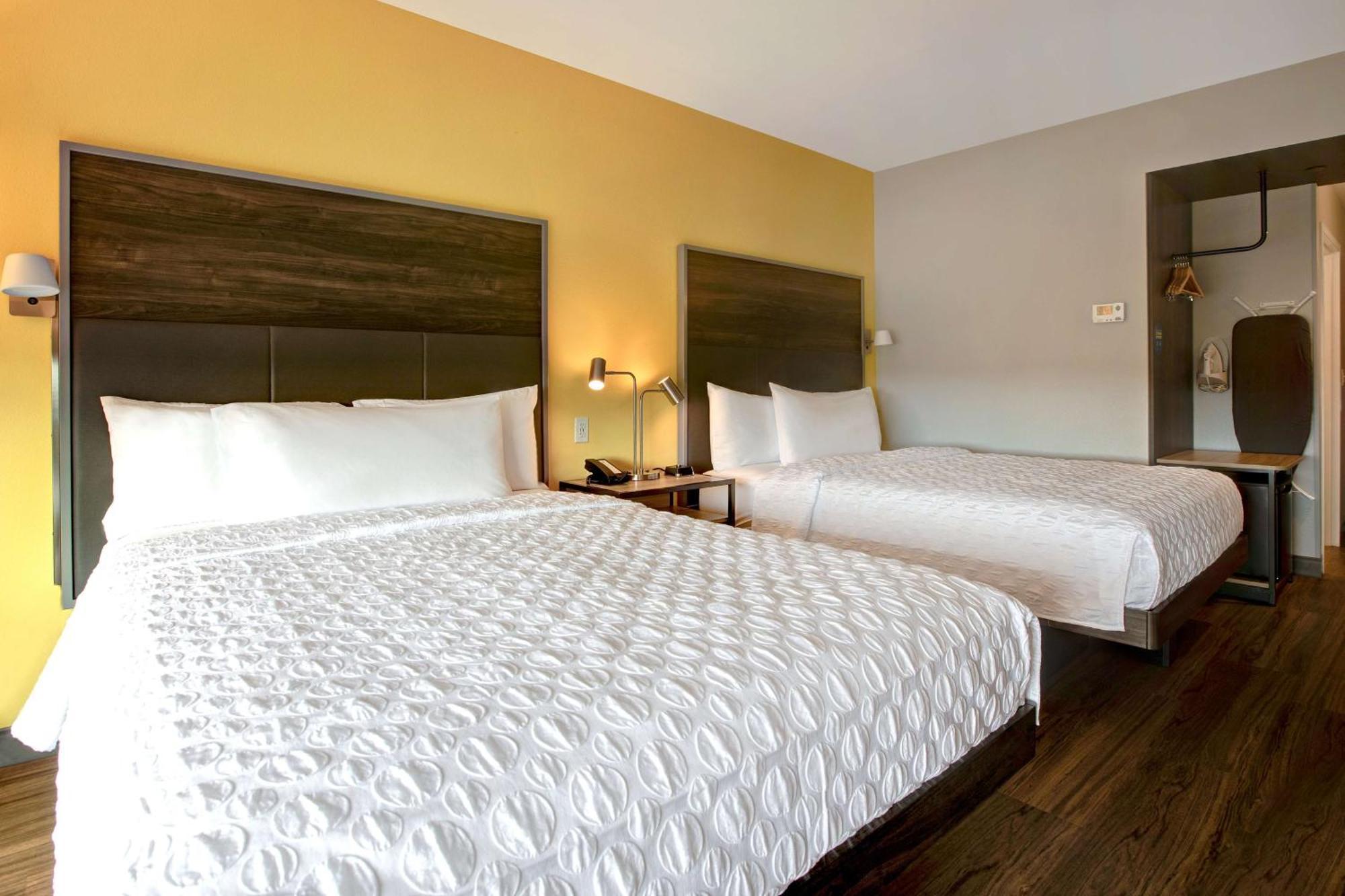 Queen Room Two Queen Beds