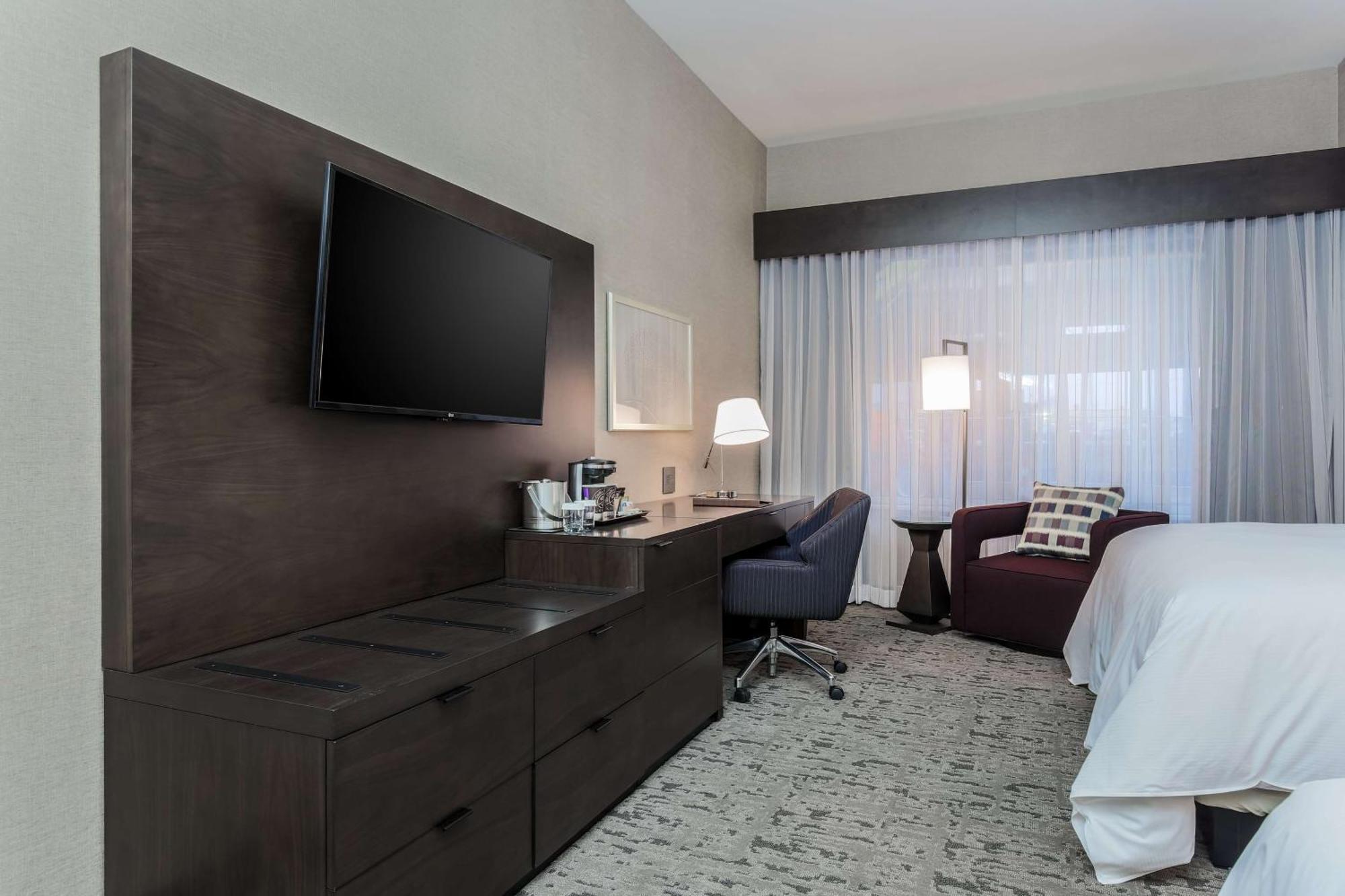 Queen Room Two Queen Beds