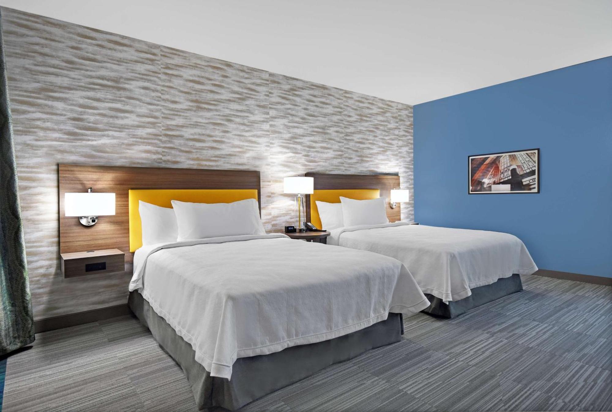 Queen Studio Two Queen Beds Non-Smoking