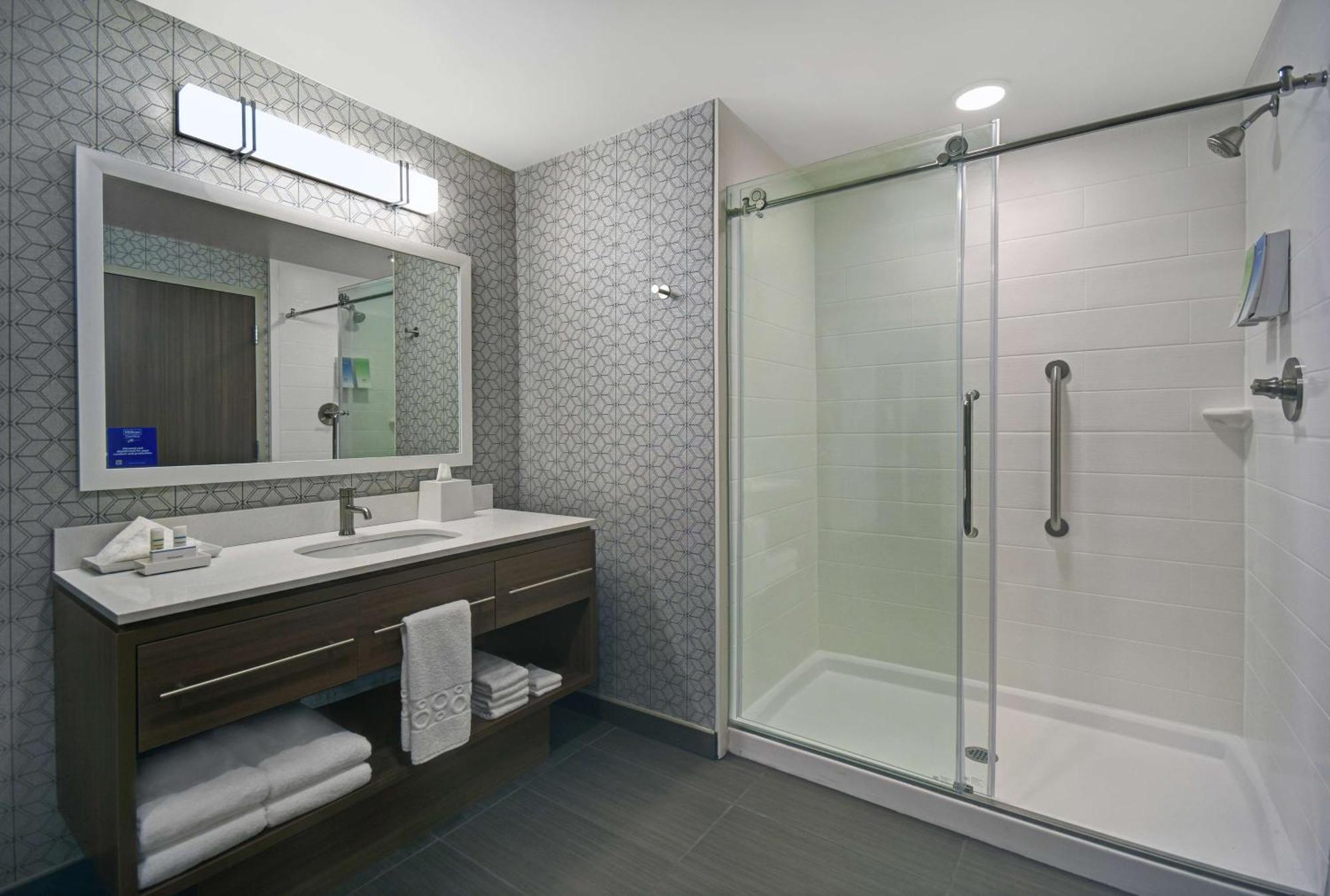 One-Bedroom King Suite Non-Smoking