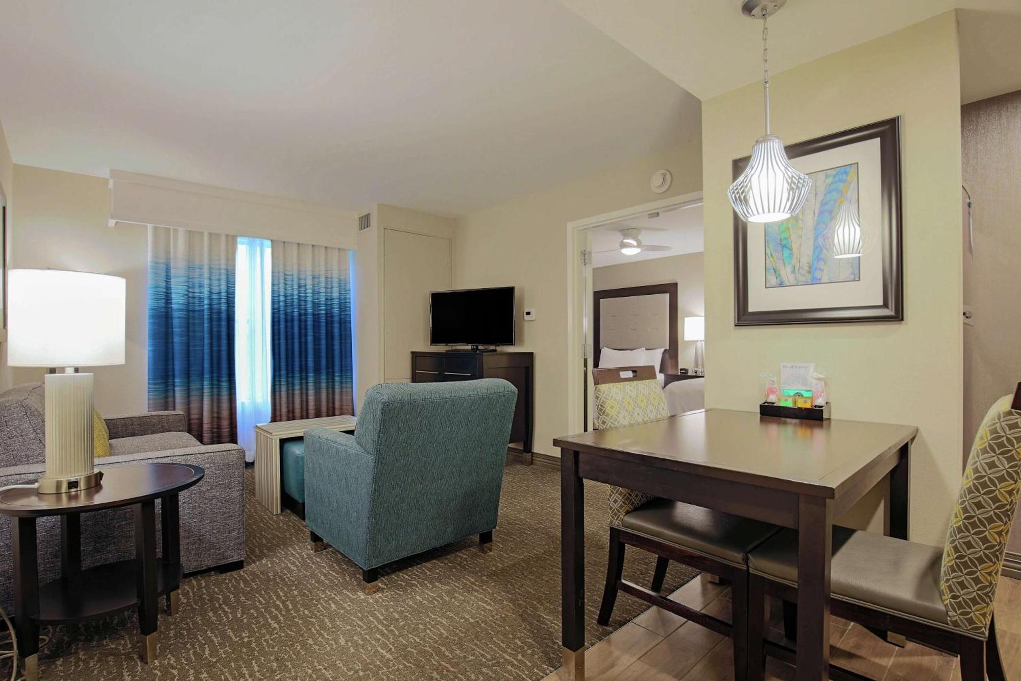 Queen Suite Two Queen Beds Hearing Access or Non-Smoking