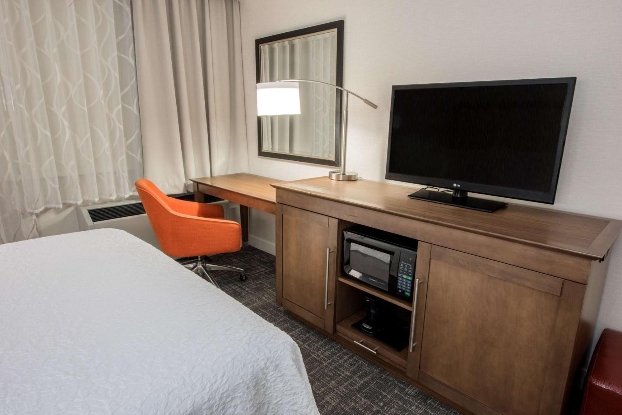 Queen Room Two Queen Beds