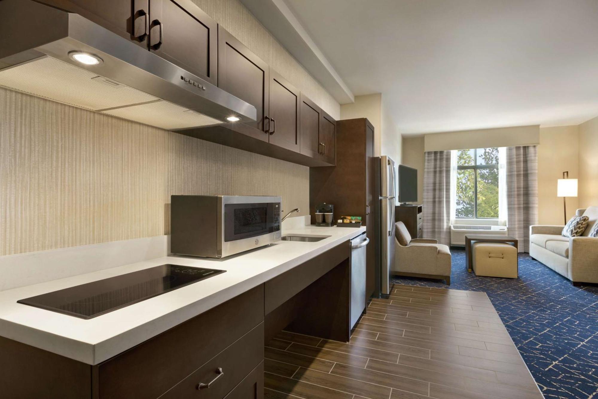 King Studio Suite Hearing Access or Non-Smoking