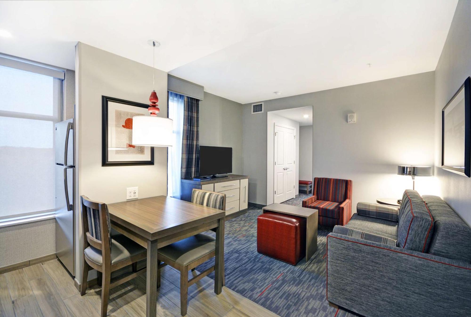 One-Bedroom King Suite Non-Smoking