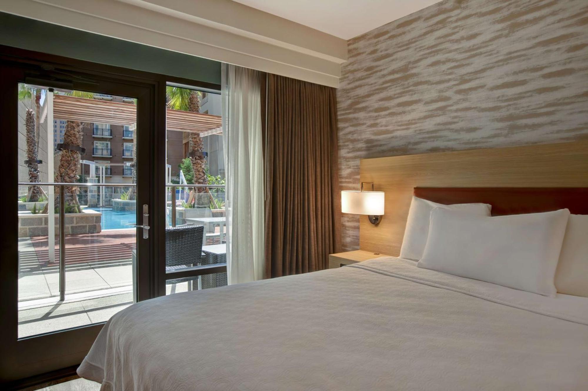 Queen Studio Two Queen Beds Cabana Non-Smoking