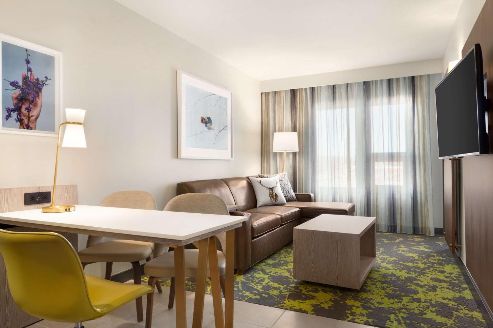 Queen Suite Two Queen Beds Hearing Accessible