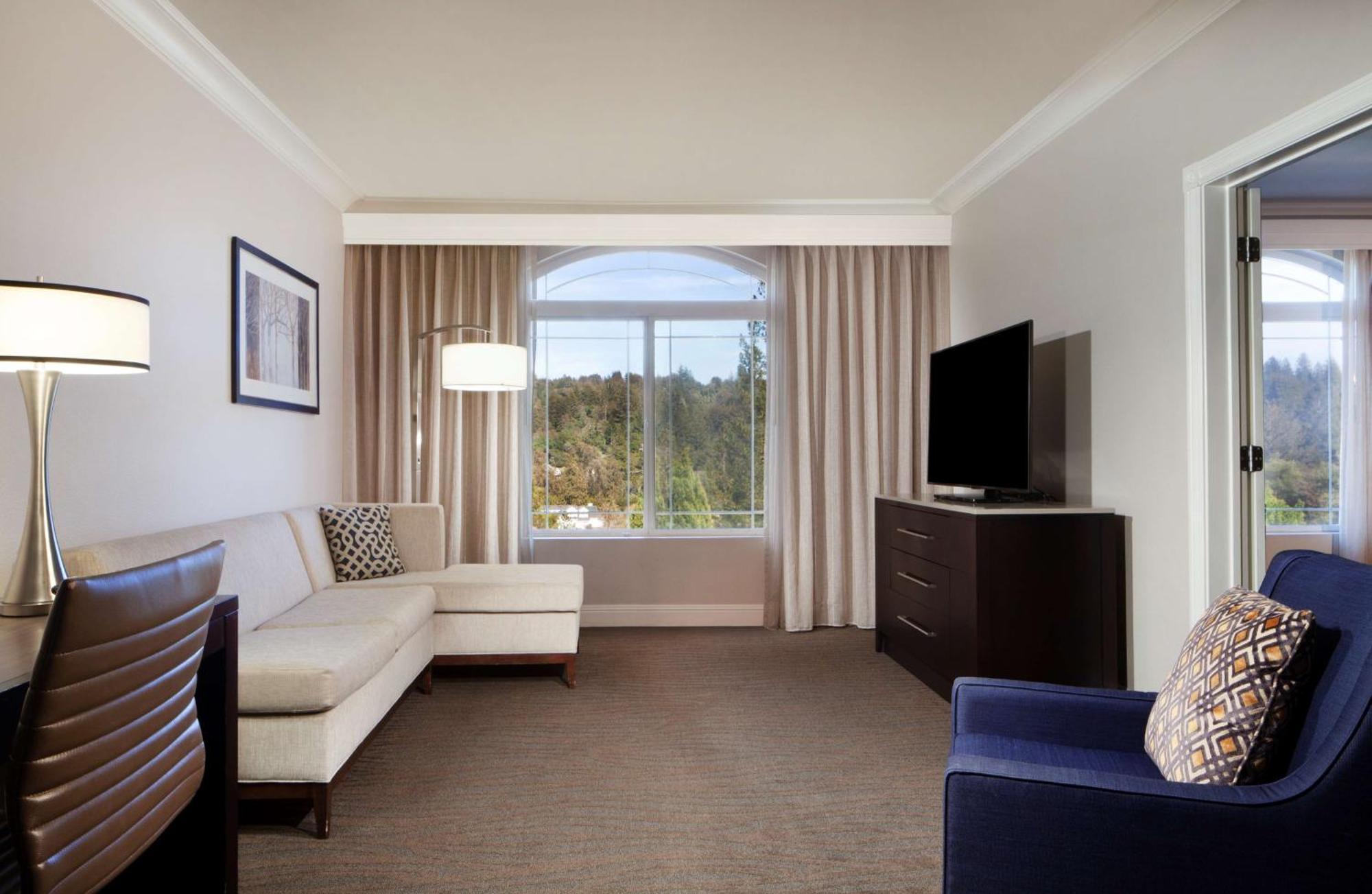 One-Bedroom King Suite Sofa Bed