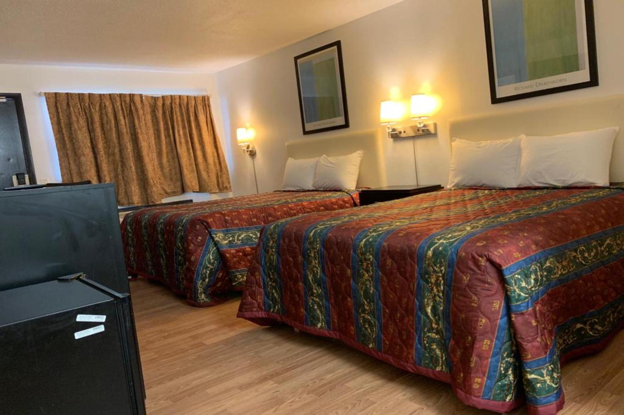 Queen Room Two Queen Beds