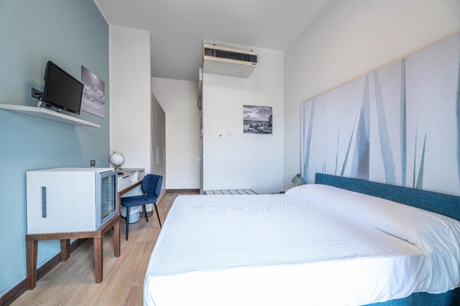 Double or Twin Room Terrace