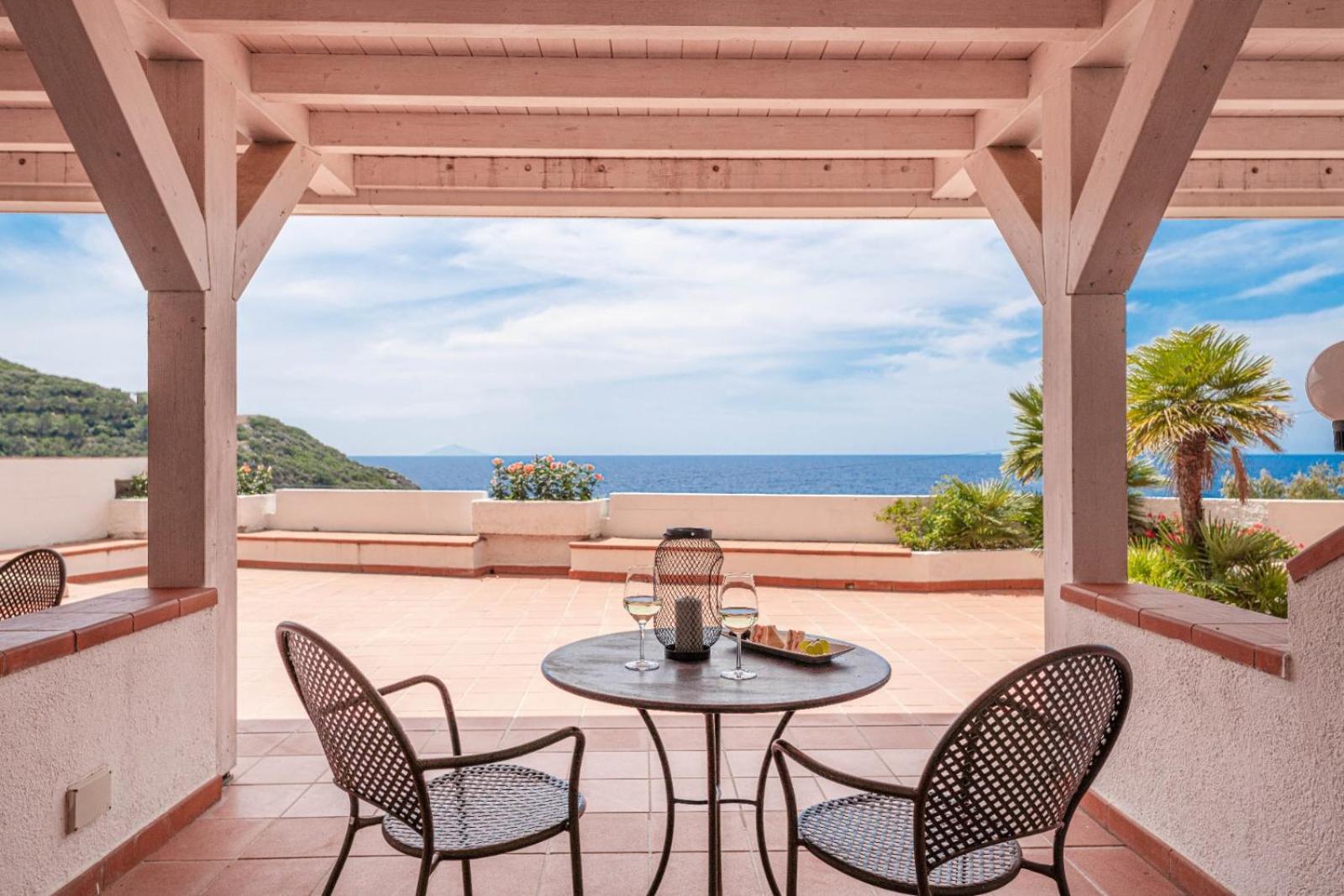 Quadruple Room Sea View