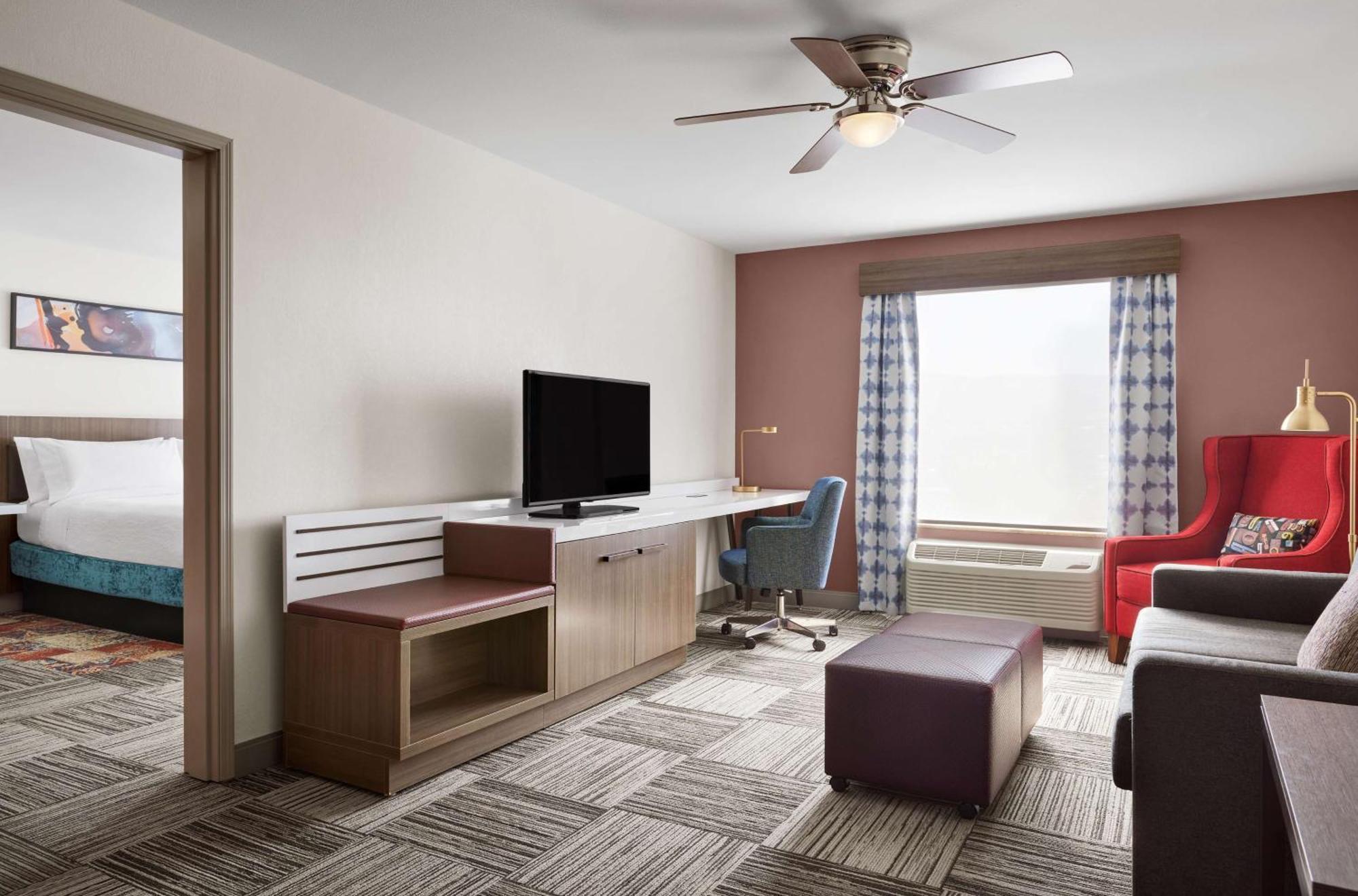 One-Bedroom King Suite