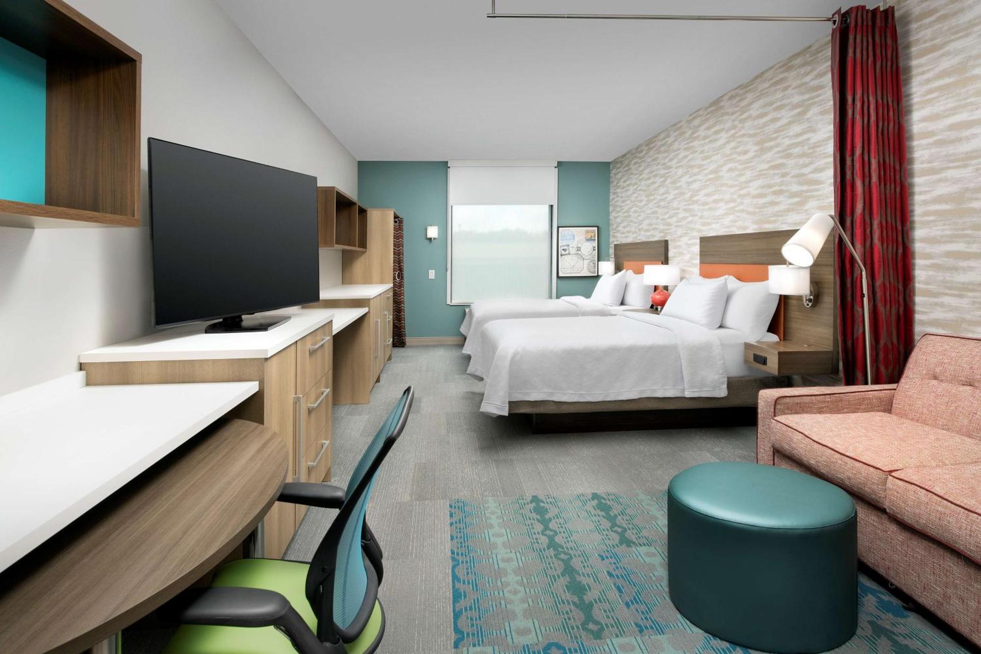 Queen Studio Two Queen Beds Non-Smoking