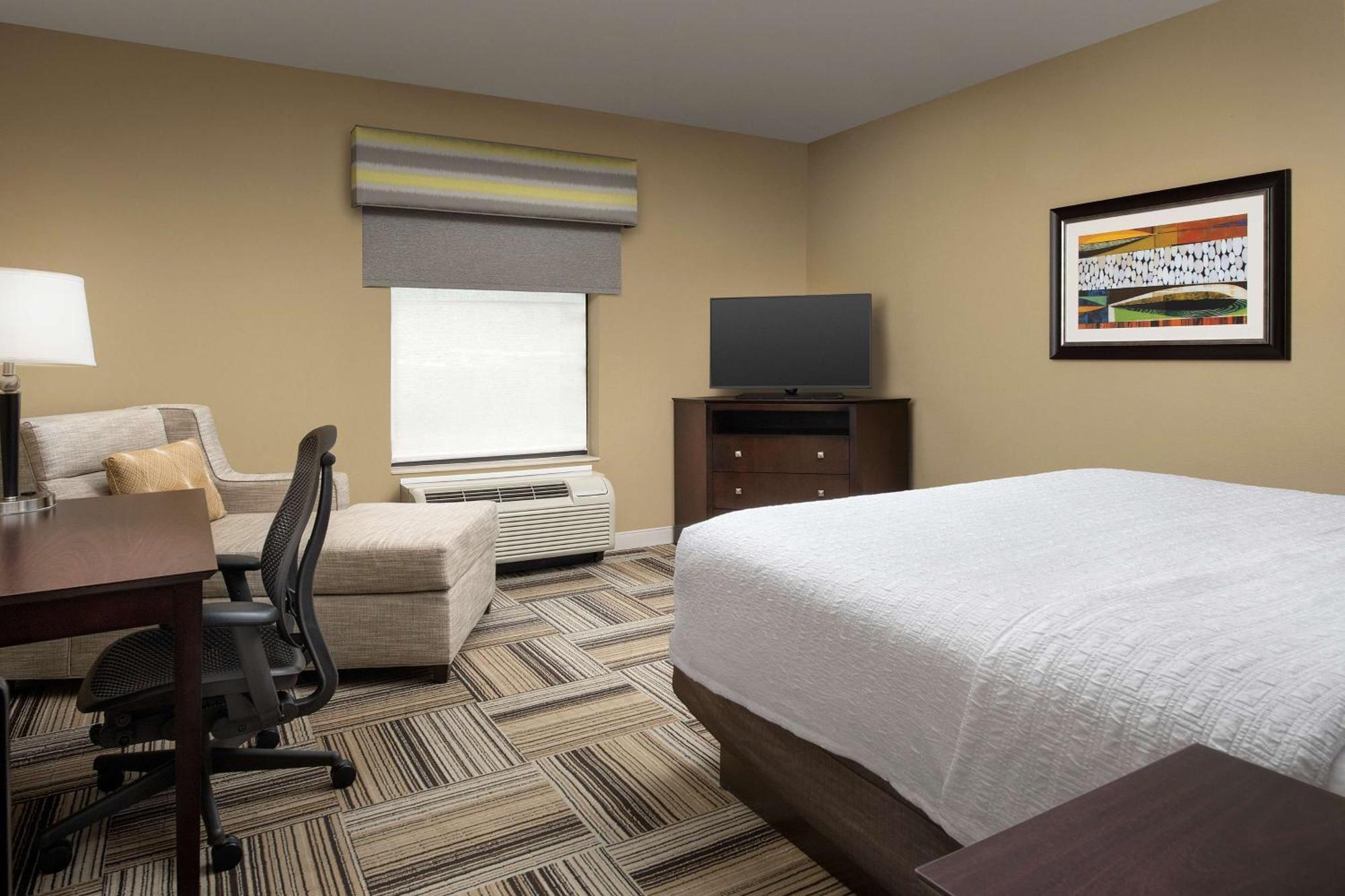 King Room King Bed Non-Smoking