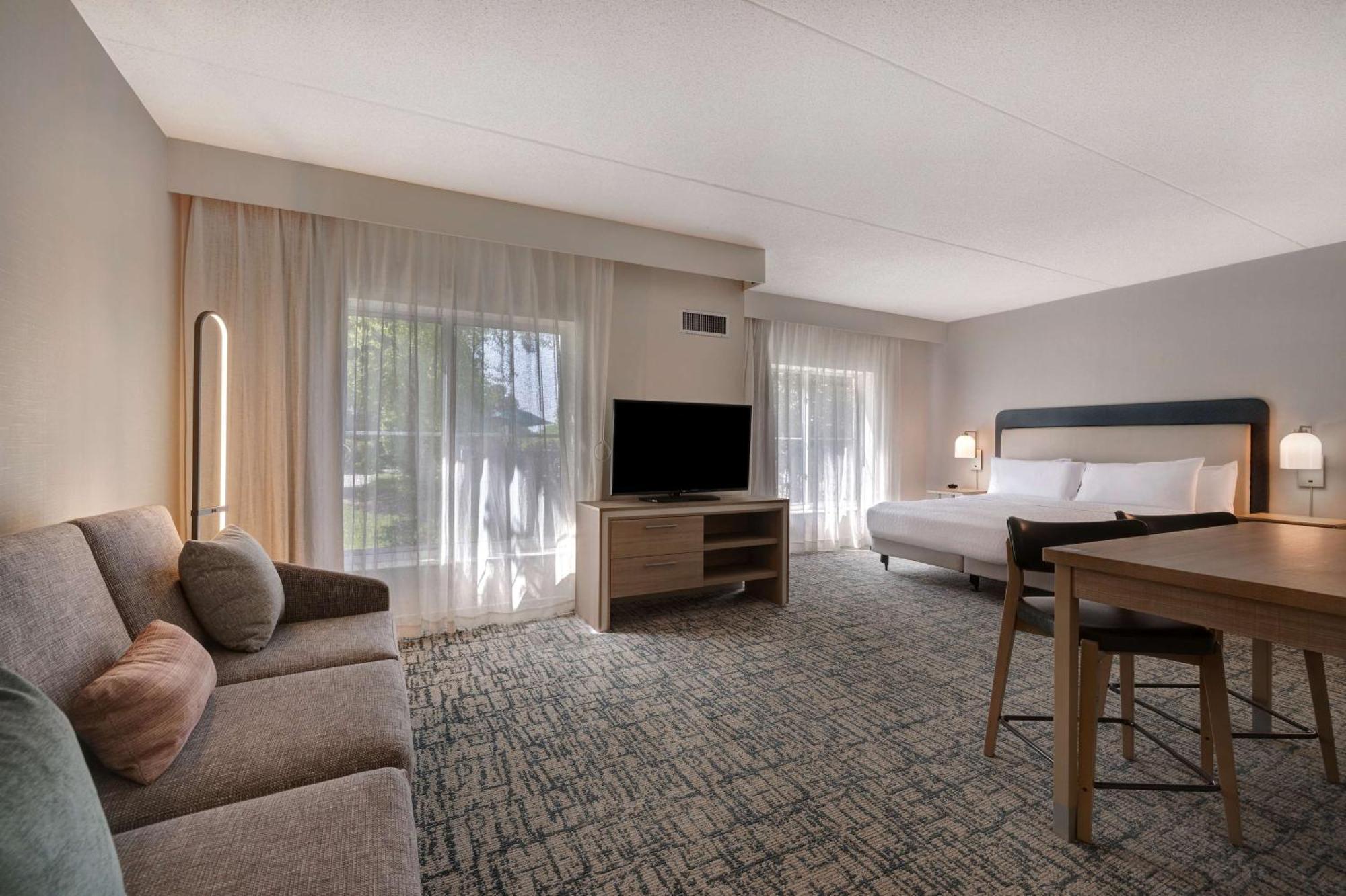 King Studio Suite