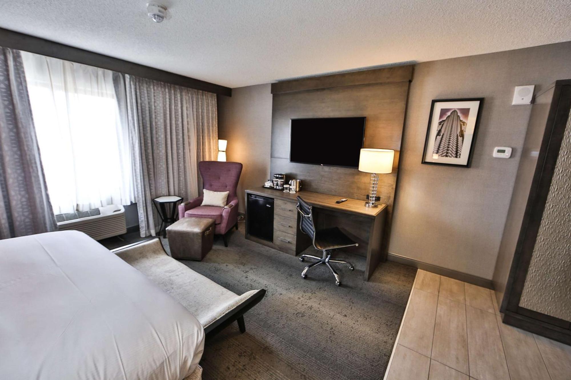 Superior King Room - Non-Smoking