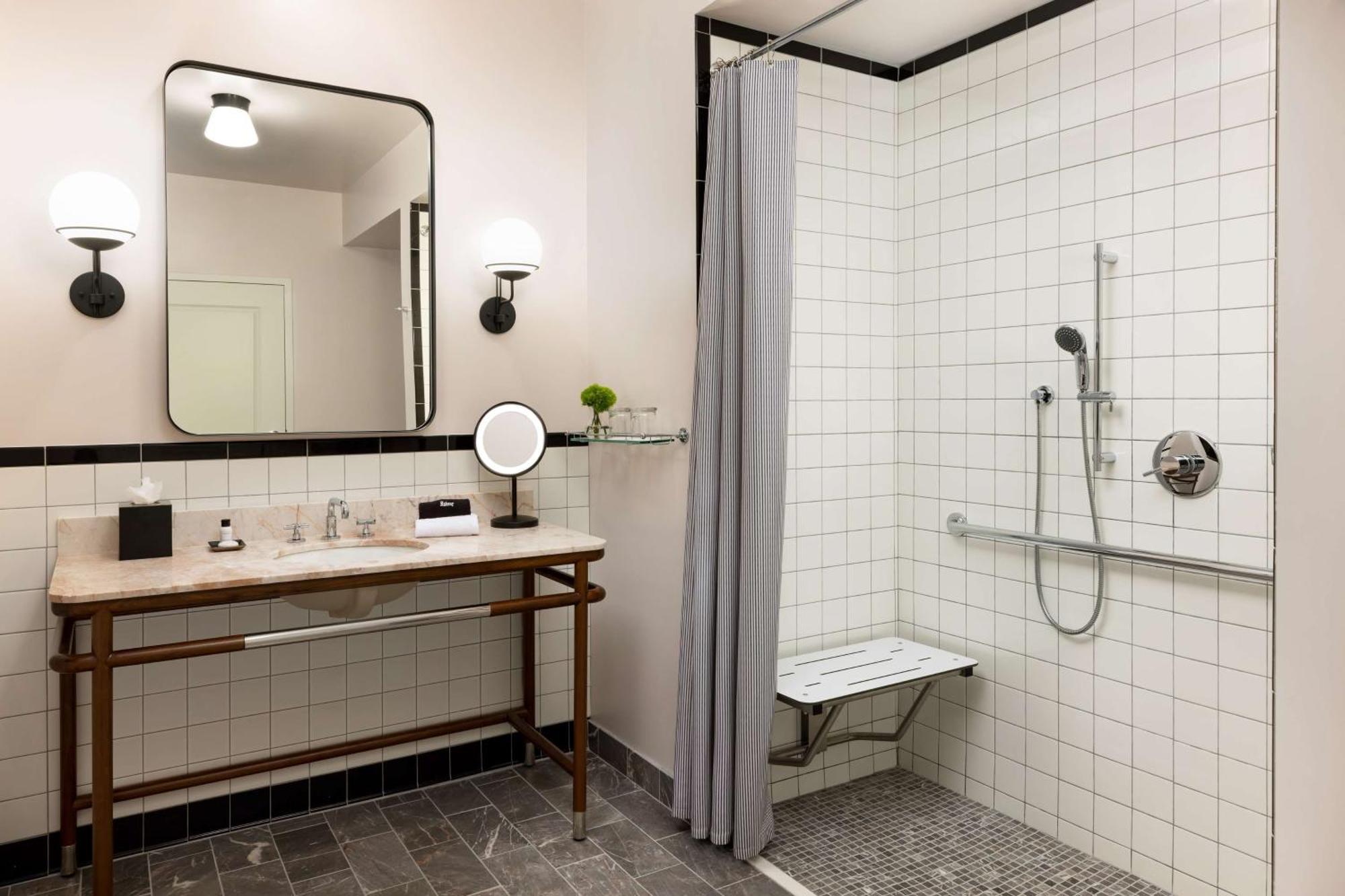 King Room Roll Shower Mobility Access