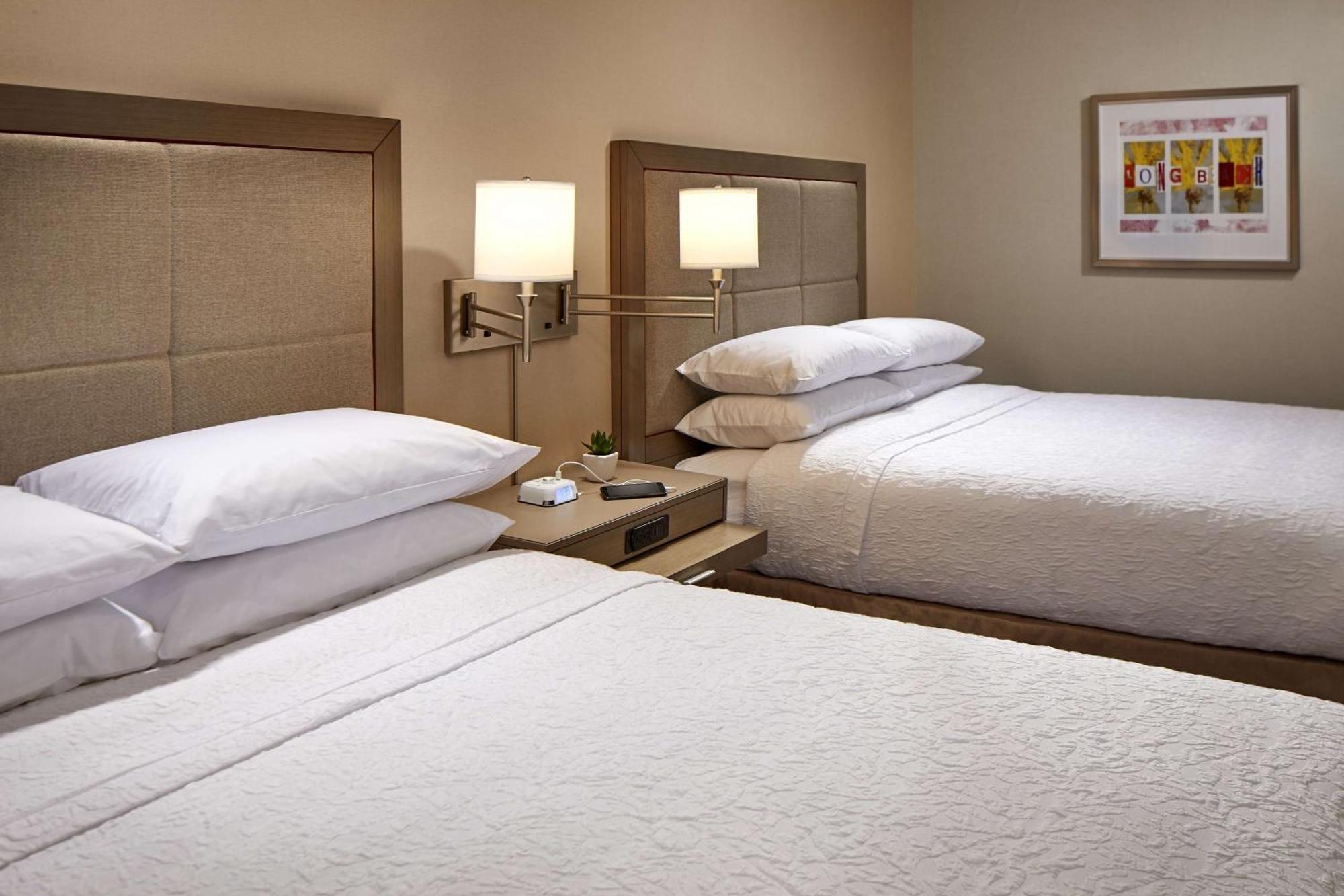Queen Room Two Queen Beds Non-Smoking
