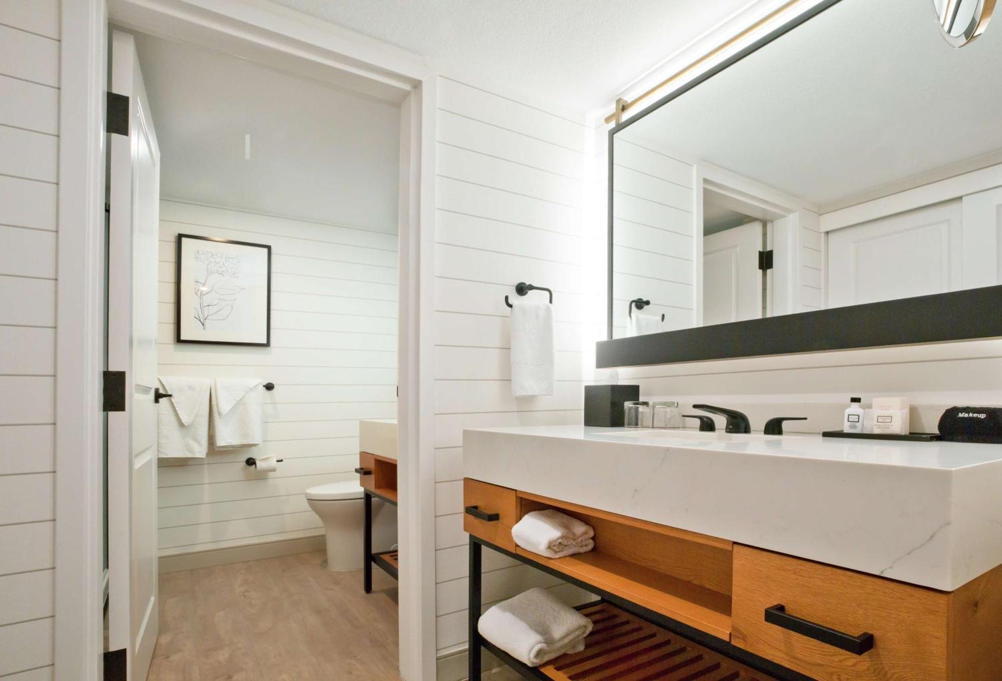 King Room with Balcony