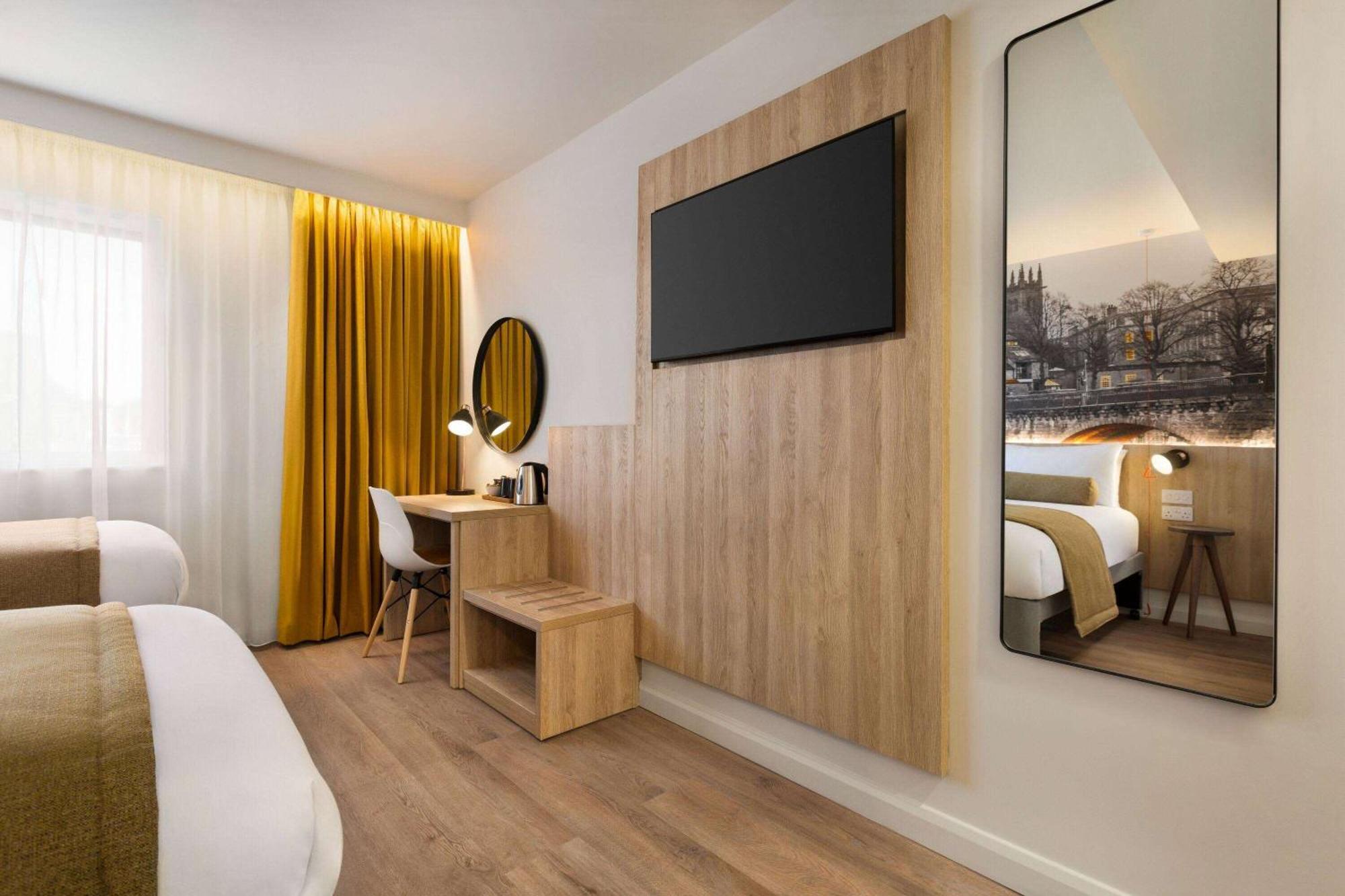 Twin Room Mobility Accessible