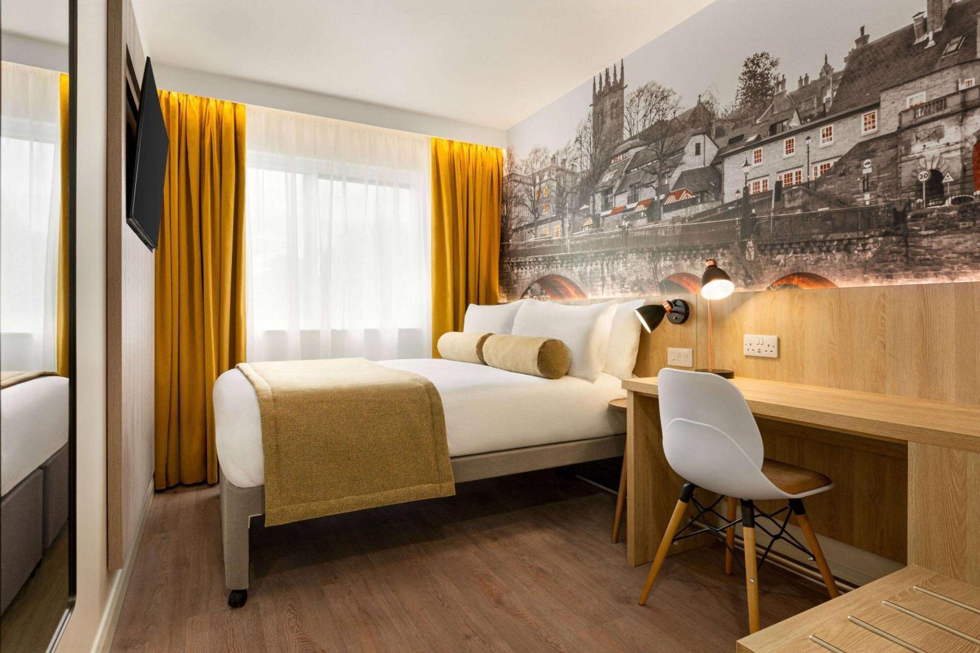 Compact Double Room