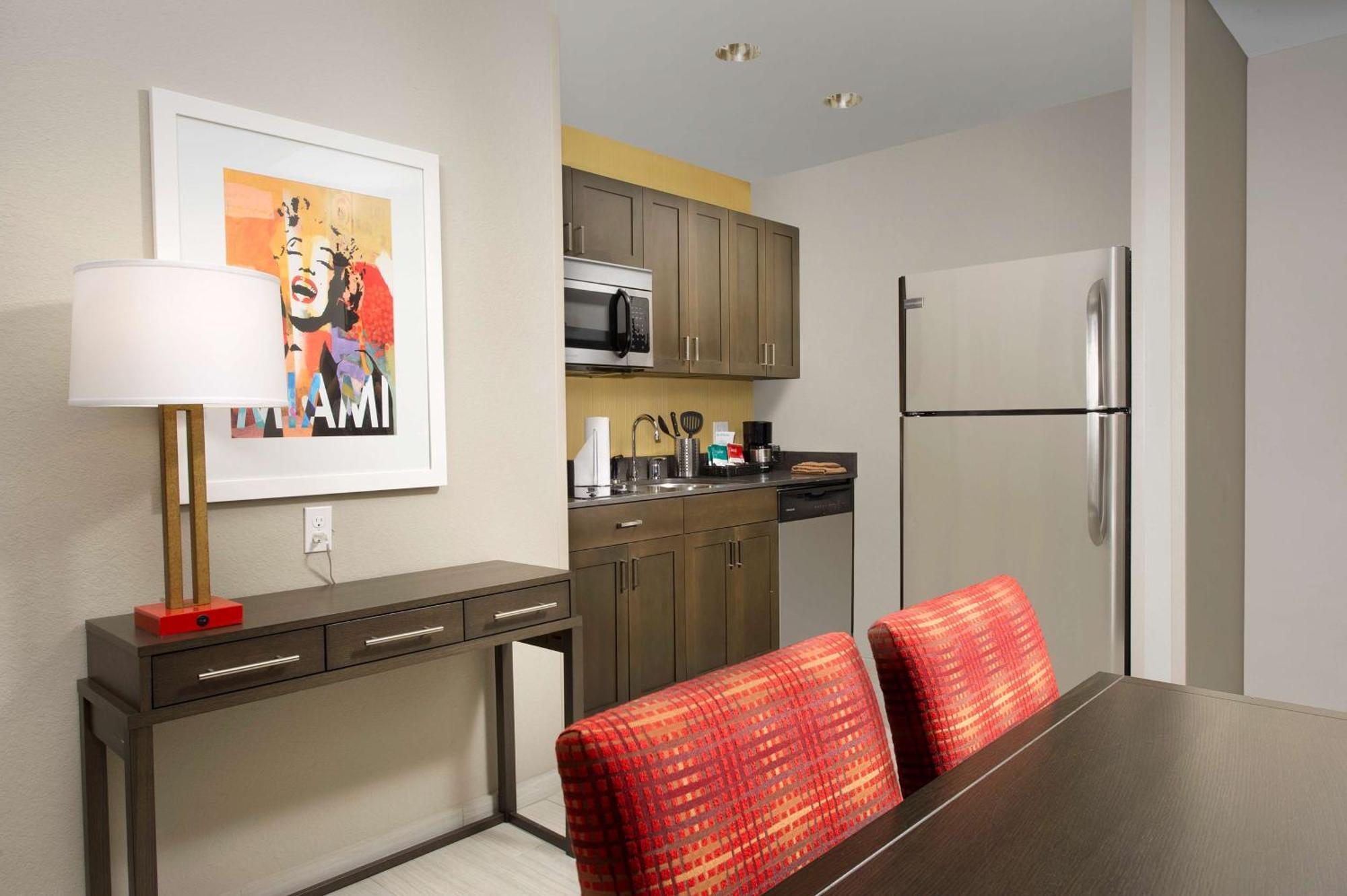 King Studio Suite Non-Smoking