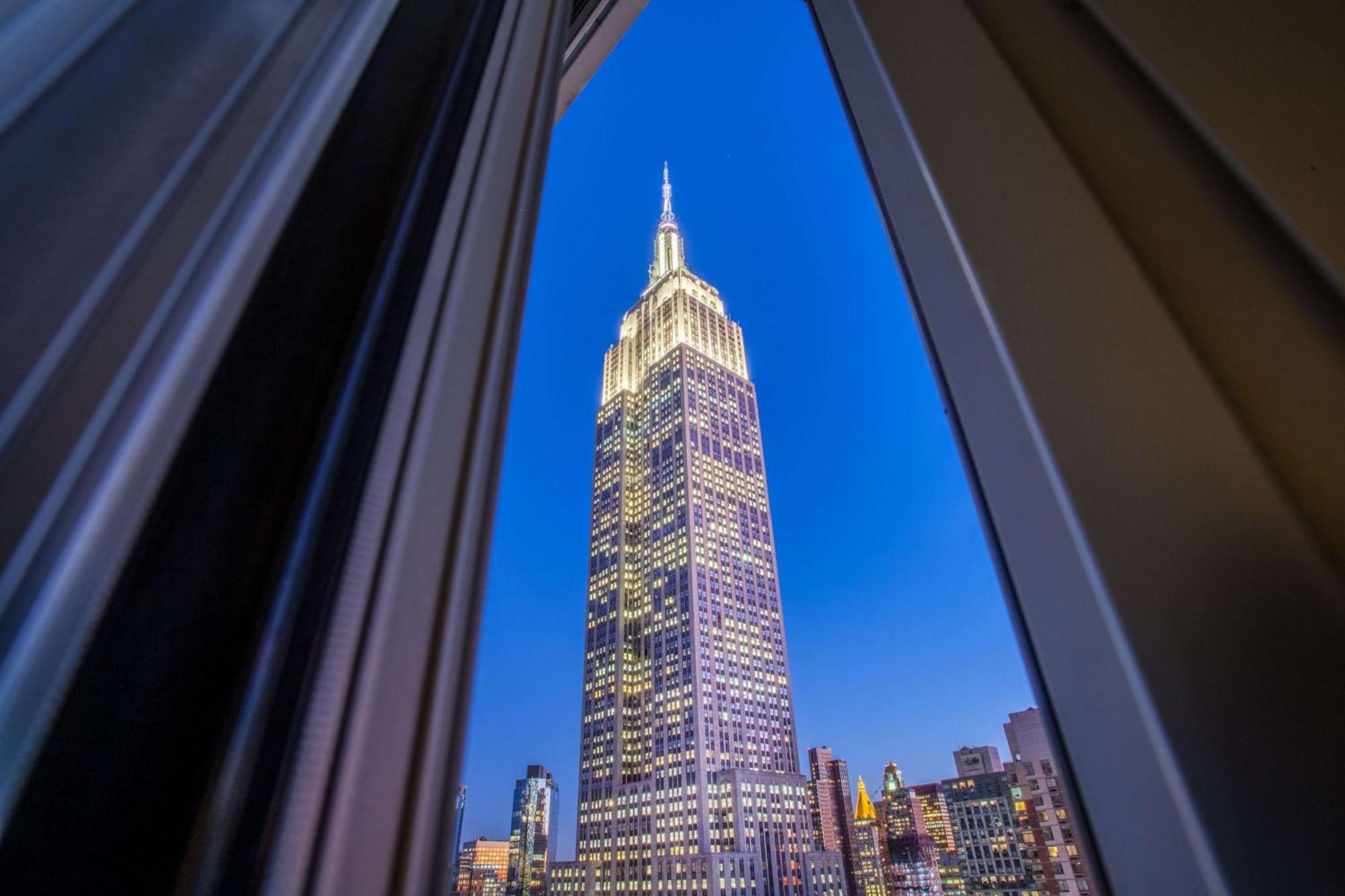 Chambre Double avec 2 Lits Doubles - Vue sur Ville