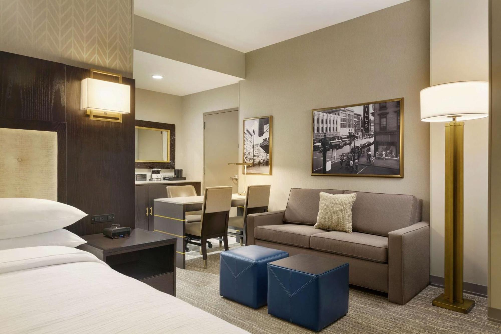 King Studio Suite