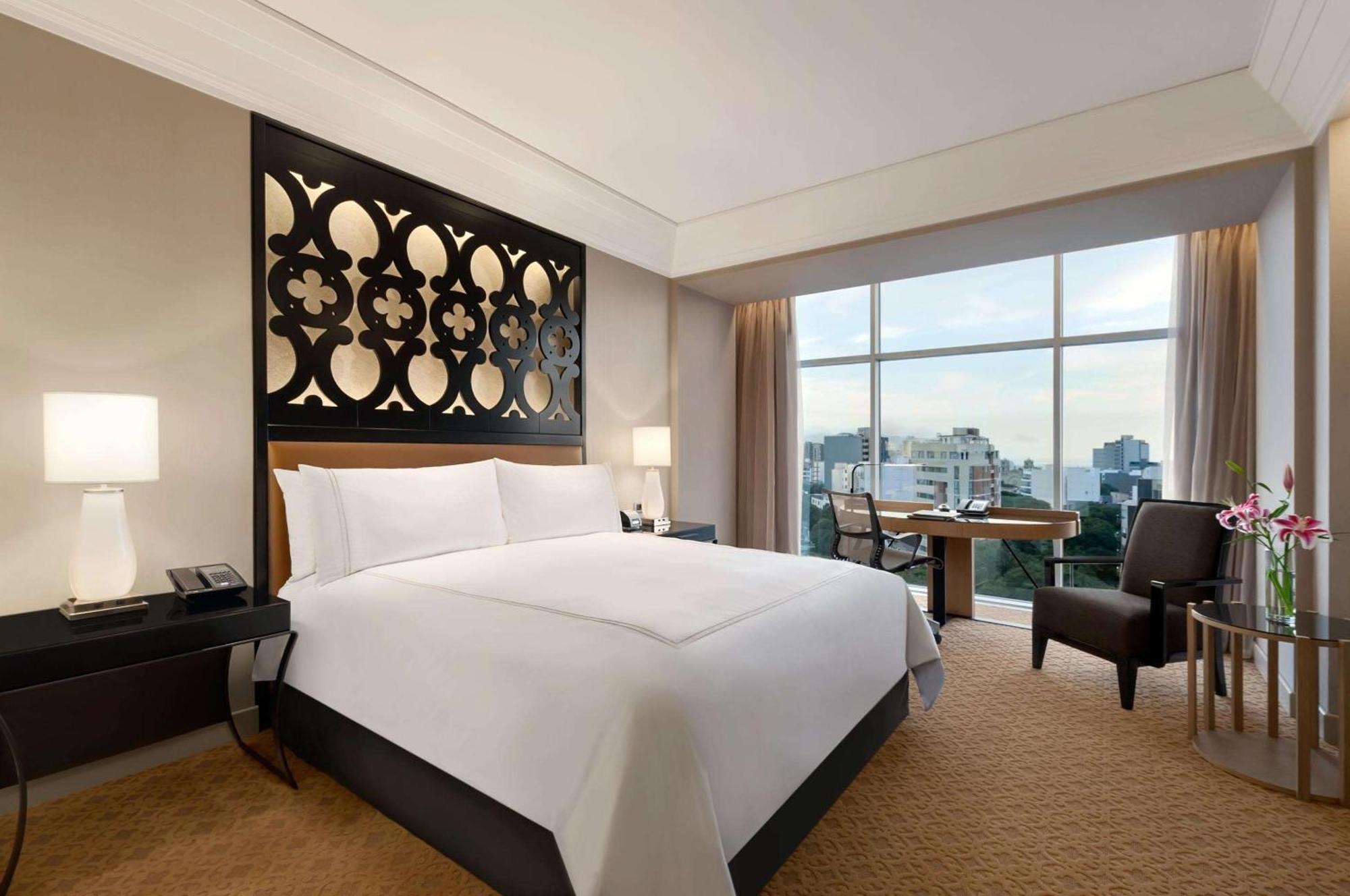 Quarto com Cama King-size